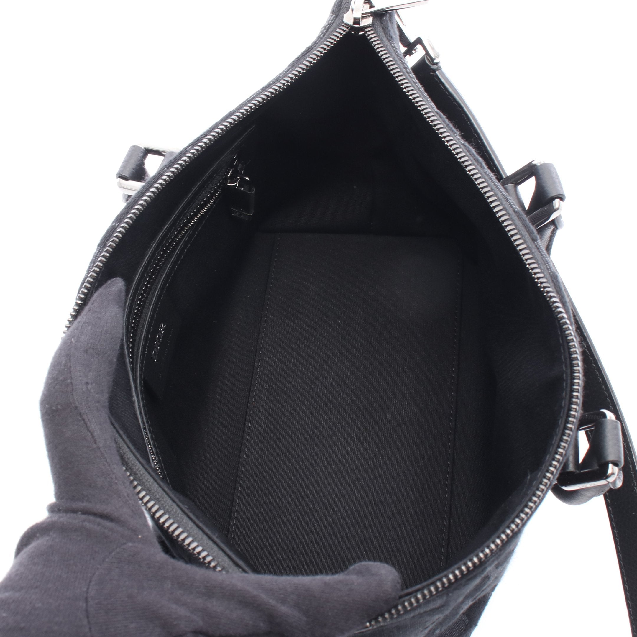 Weekender ウィークエンダー 25 マキシオブリーク ハンドバッグ