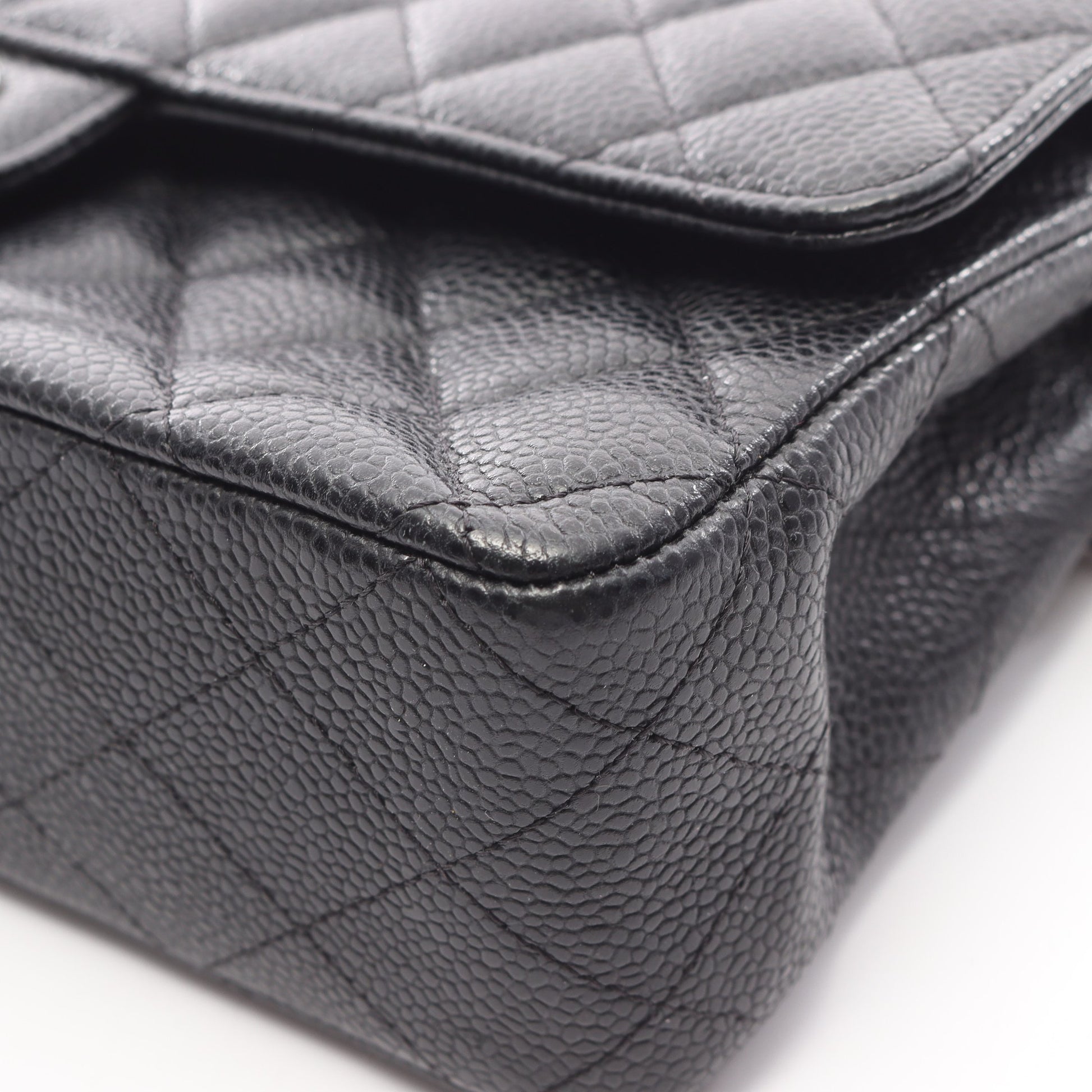 マトラッセ Wフラップ Wチェーンショルダーバッグ キャビアスキン ブラック シルバー金具 シャネル バッグ CHANEL