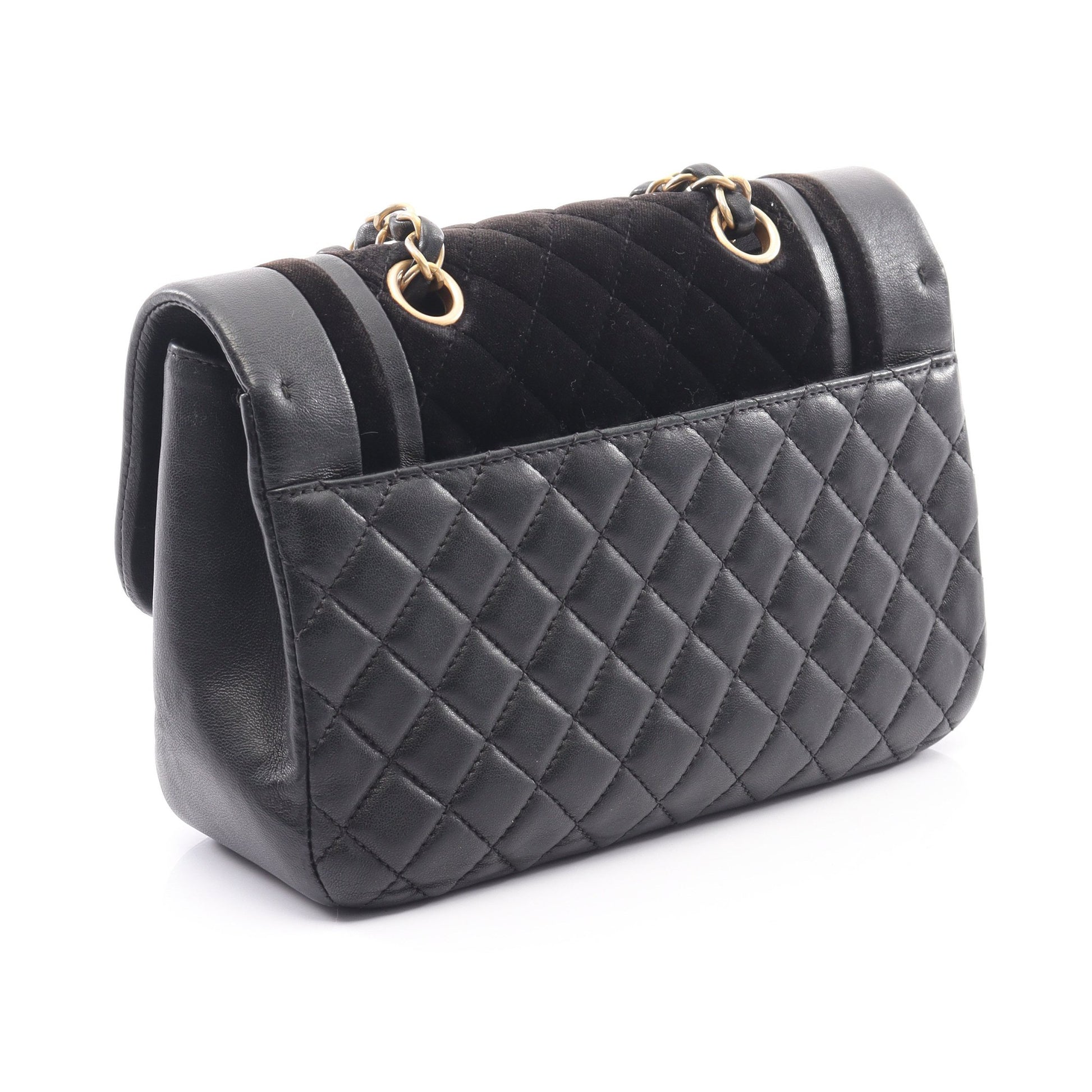 マトラッセ Wチェーンショルダーバッグ ベロア ラムスキン ブラック ゴールド金具 シャネル バッグ CHANEL