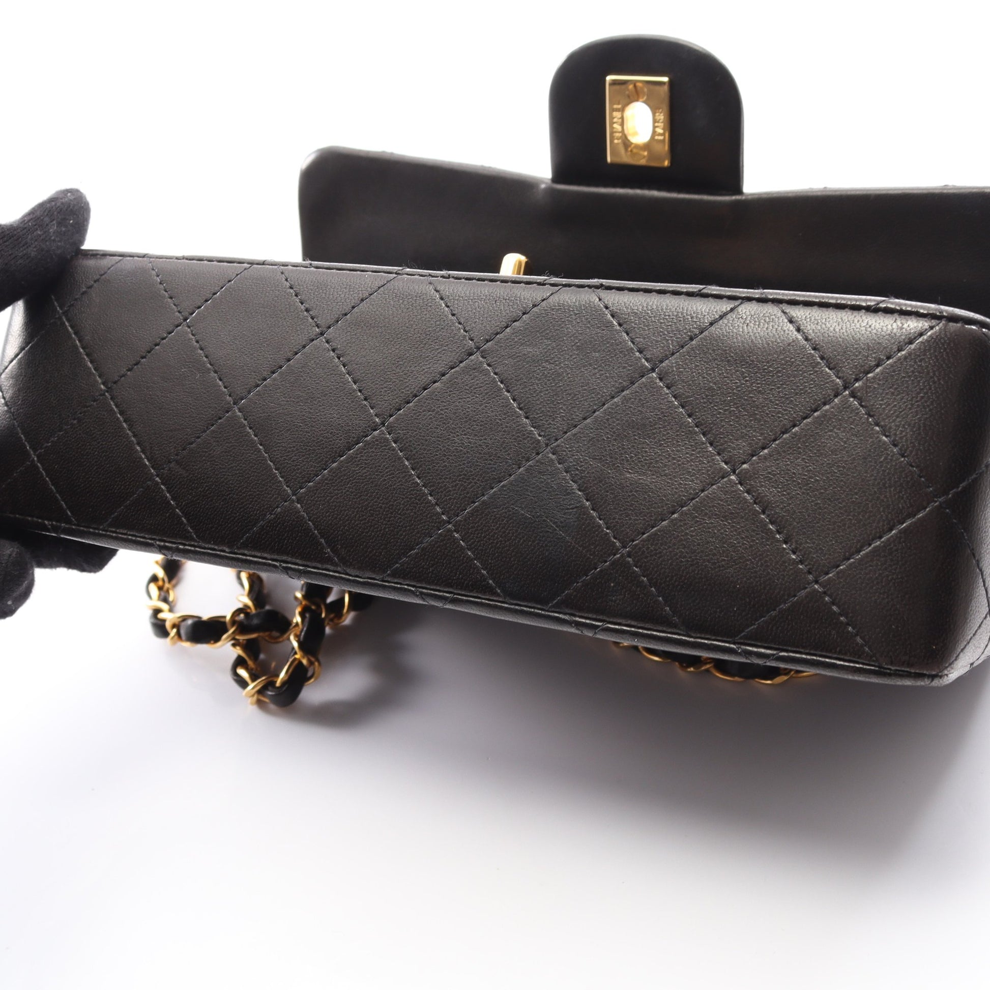 マトラッセ Wフラップ Wチェーンショルダーバッグ ラムスキン ブラック ゴールド金具 シャネル バッグ CHANEL
