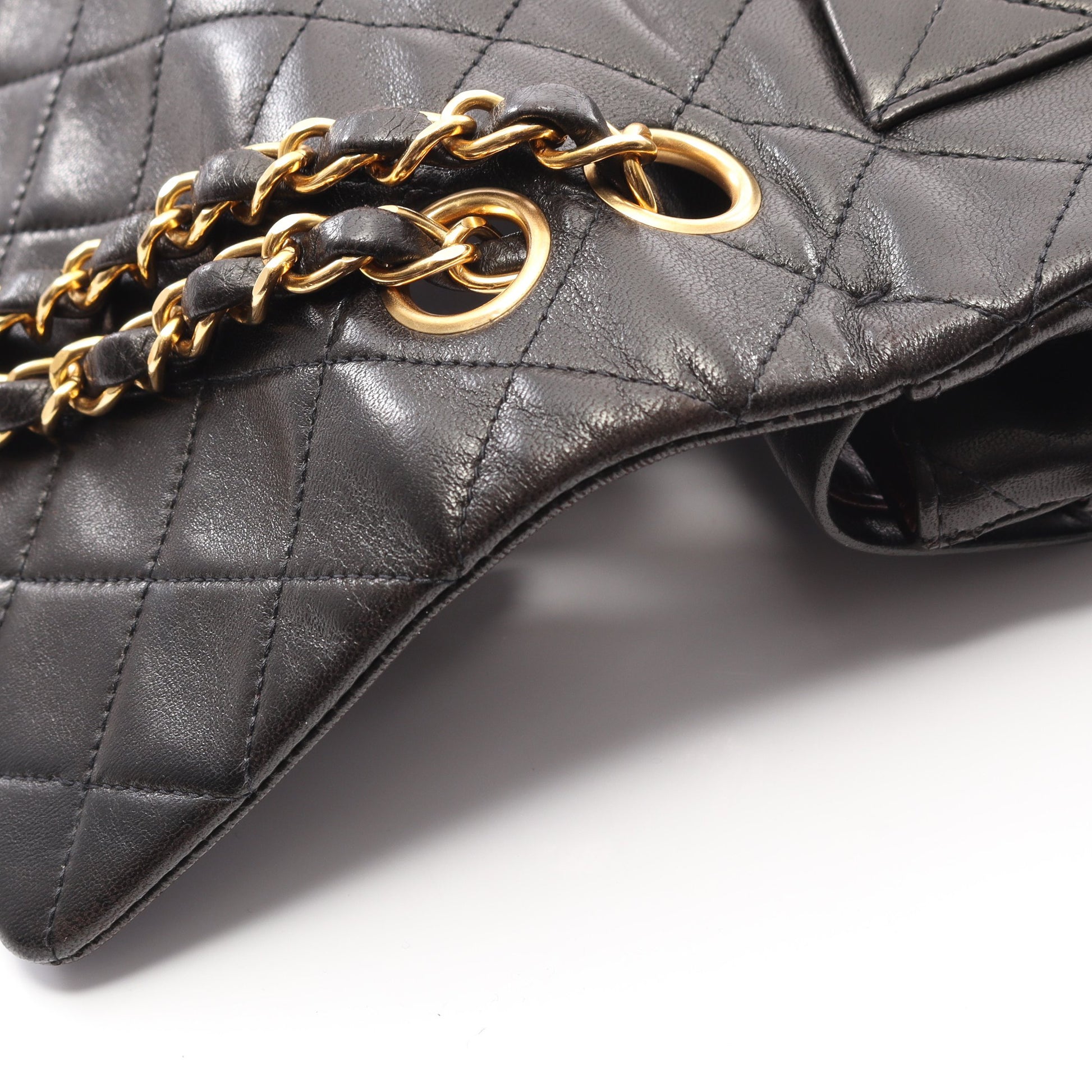 マトラッセ Wフラップ Wチェーンショルダーバッグ ラムスキン ブラック ゴールド金具 シャネル バッグ CHANEL