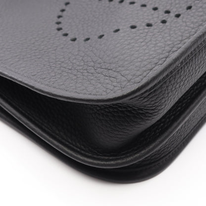 エヴリン 3 トロワ PM ショルダーバッグ トリヨンクレマンス ブラック シルバー金具 K刻印 エルメス バッグ HERMES