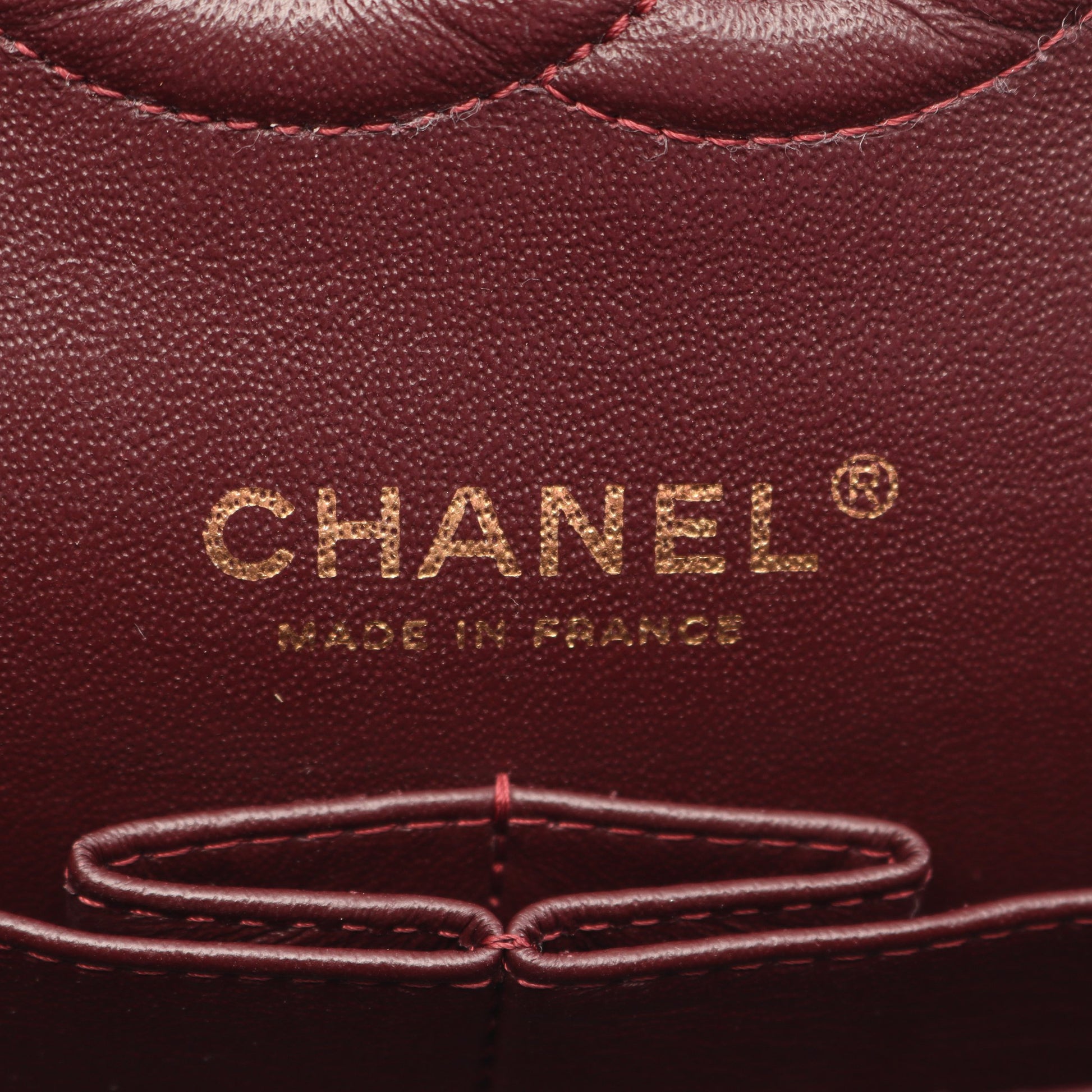 マトラッセ Wフラップ Wチェーンショルダーバッグ キャビアスキン ブラック ゴールド金具 シャネル バッグ CHANEL