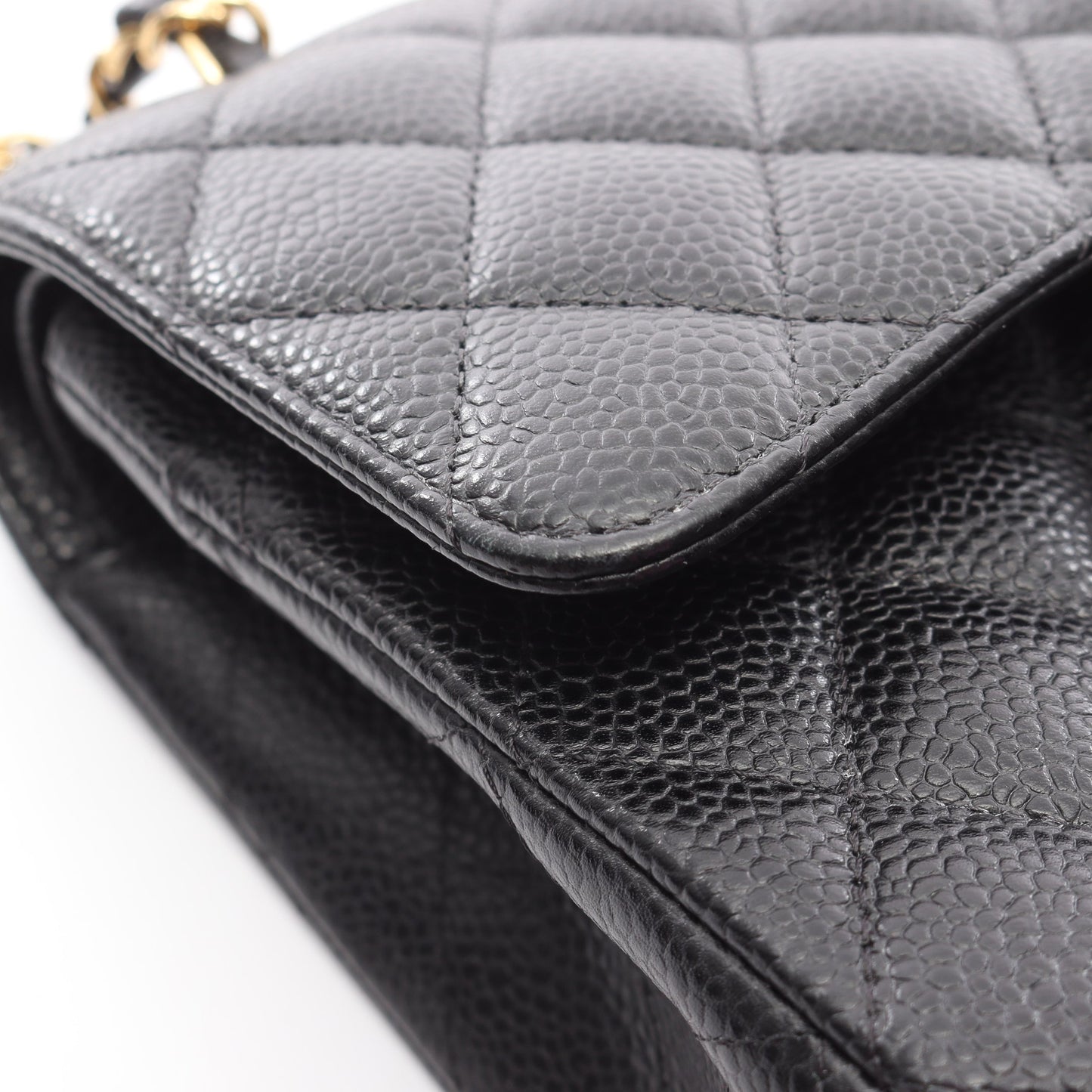 マトラッセ Wフラップ Wチェーンショルダーバッグ キャビアスキン ブラック ゴールド金具 シャネル バッグ CHANEL