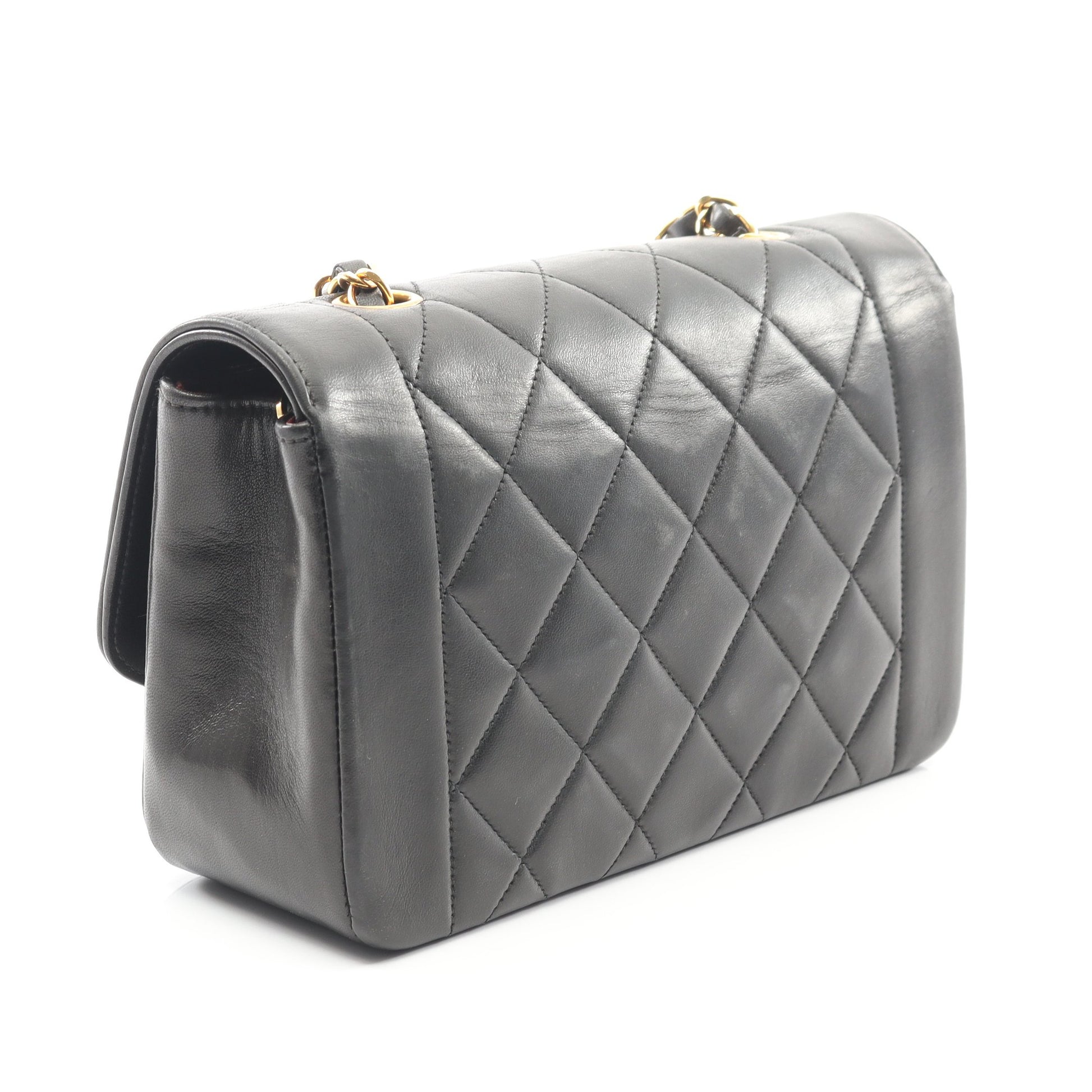 マトラッセ ダイアナフラップ チェーンショルダーバッグ ラムスキン ブラック ゴールド金具 シャネル バッグ CHANEL