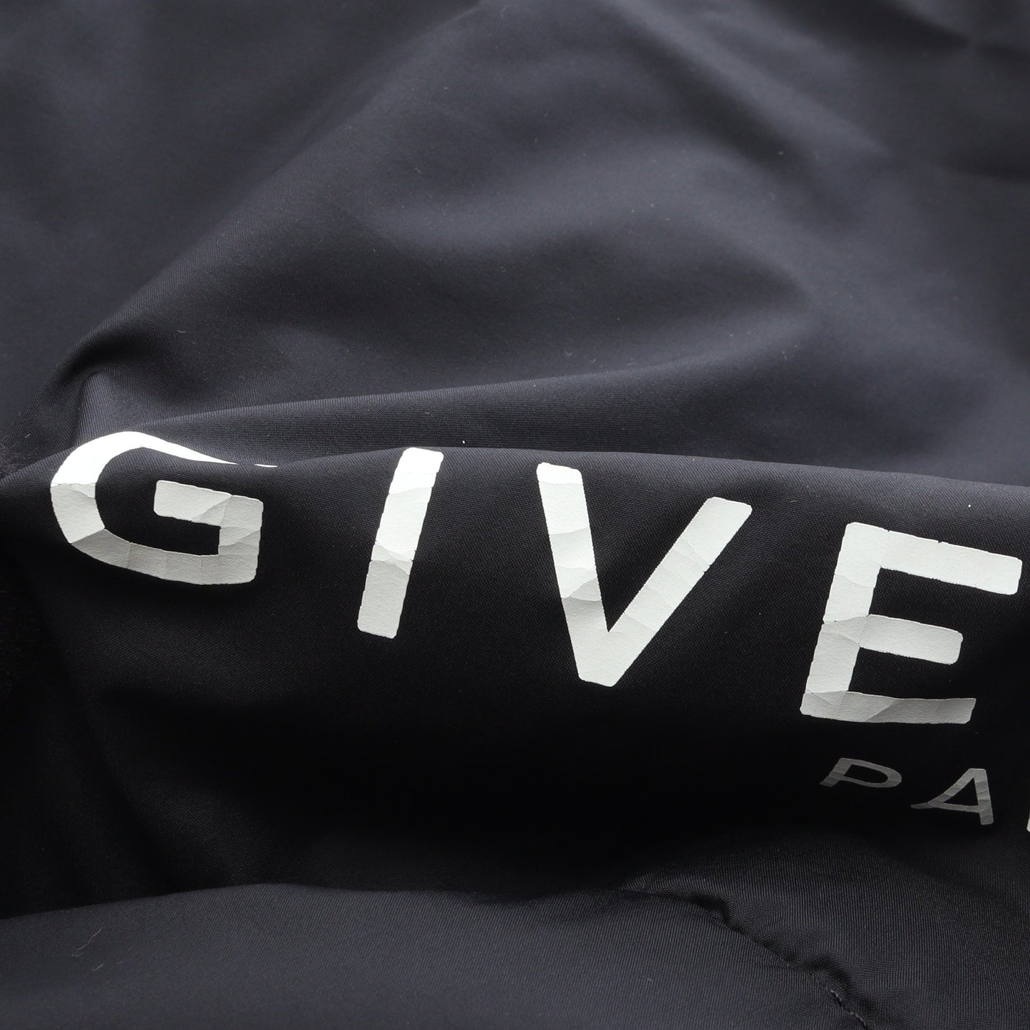 コート ナイロン ブラック 中綿 フード付き ジバンシィ アウター GIVENCHY