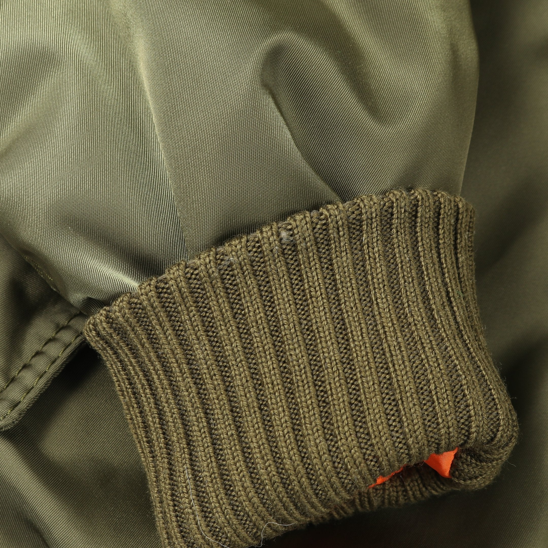 ダウンジャケット ナイロン カーキグリーン ファー フード付き ミュウ