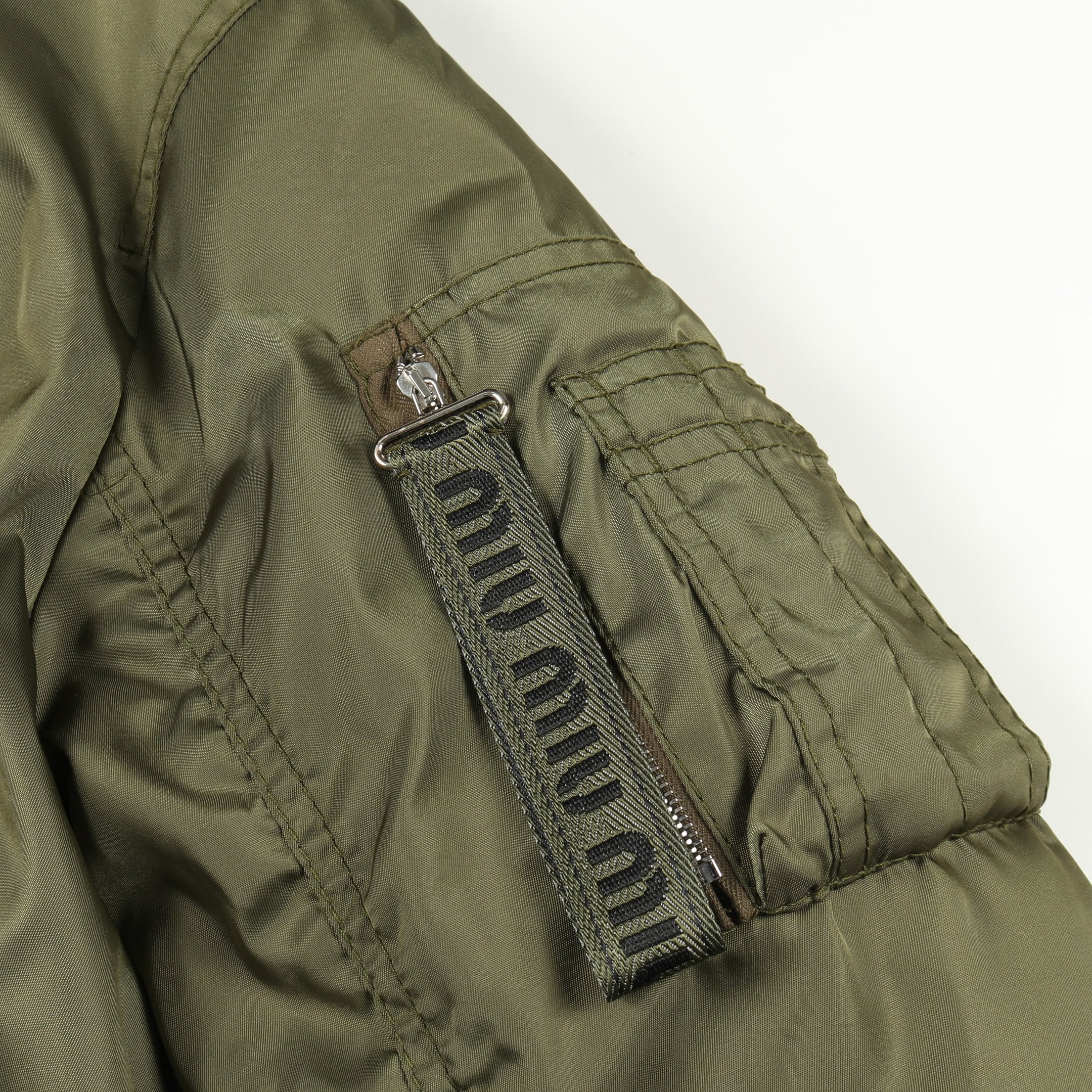 ダウンジャケット ナイロン カーキグリーン ファー フード付き ミュウ