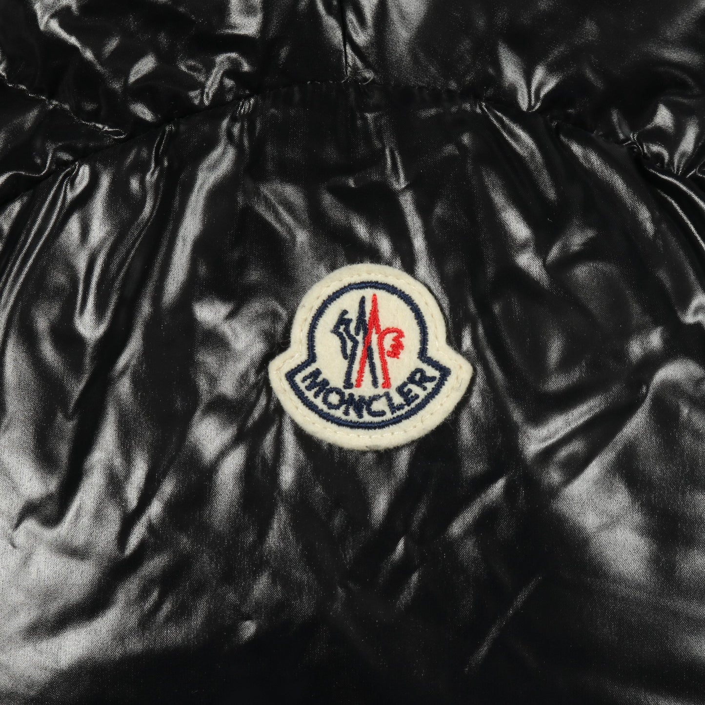 HUPPE ダウンジャケット ナイロン ブラック フード付き モンクレール アウター MONCLER