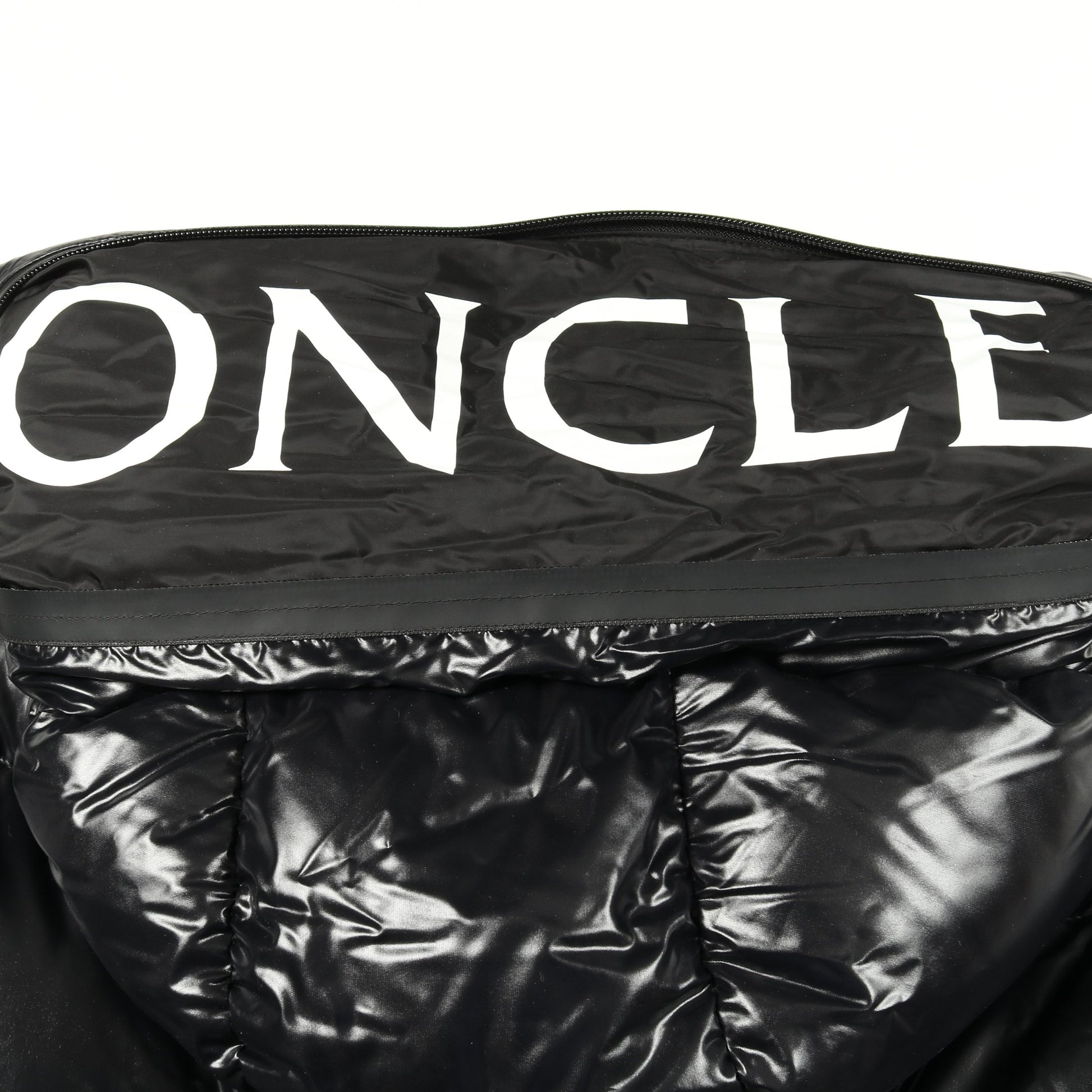 HUPPE ダウンジャケット ナイロン ブラック フード付き モンクレール アウター MONCLER