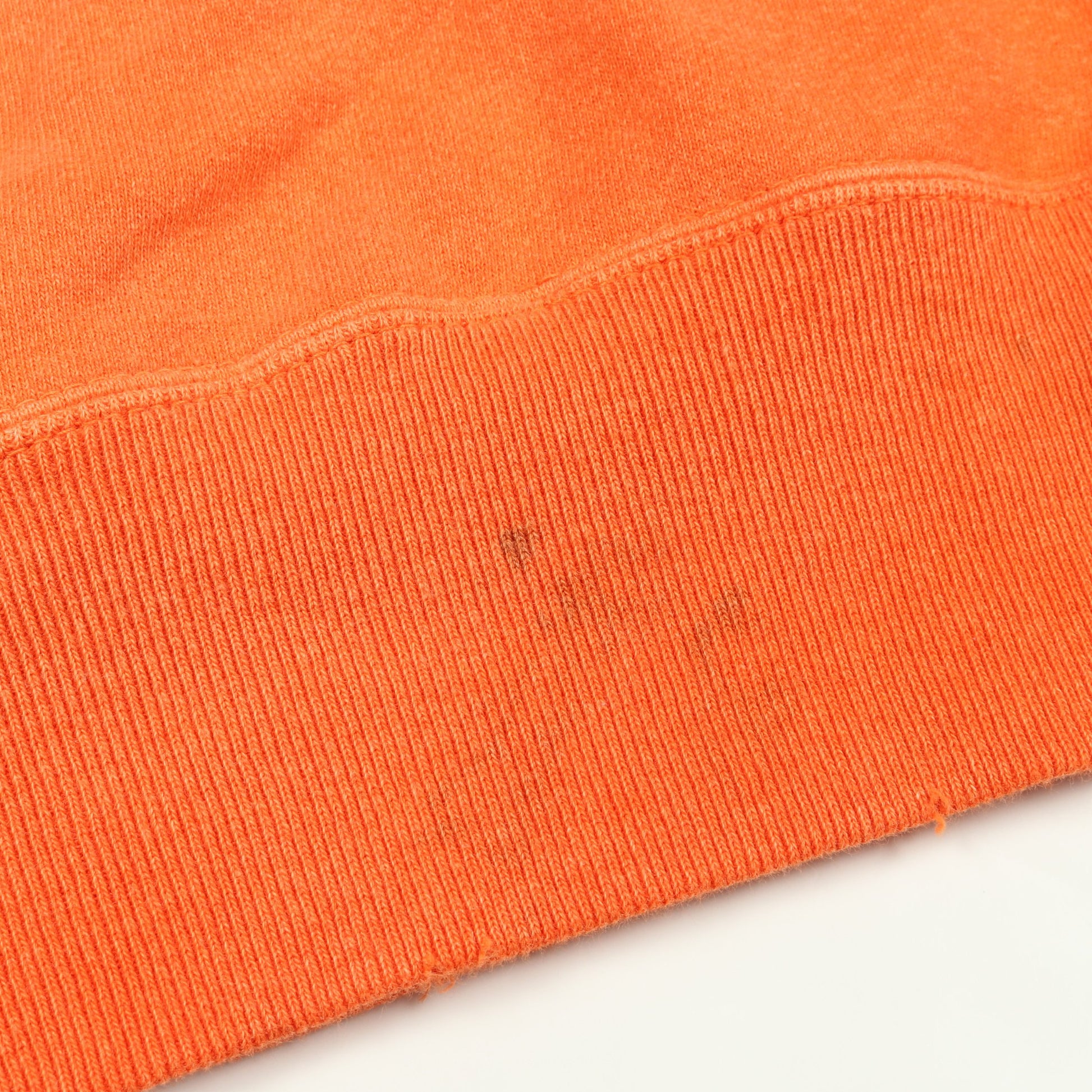 スウェットシャツ クルーネック プリント コットン オレンジ ヴィンテージ加工 ユーズド加工 セント マイケル トップス SAINT MICHAEL