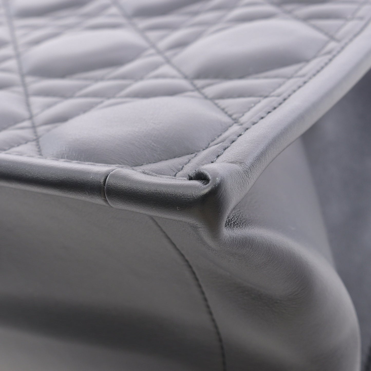 BOOK TOTE ブックトート ミディアム マイクロカナージュ ハンドバッグ トートバッグ レザー ブラック 2WAY クリスチャンディオール バッグ Christian Dior