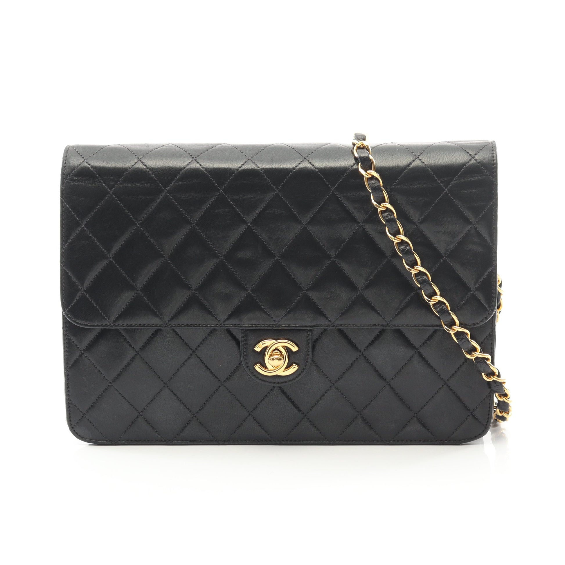 マトラッセ シングルフラップ チェーンショルダーバッグ ラムスキン ブラック ゴールド金具 シャネル バッグ CHANEL