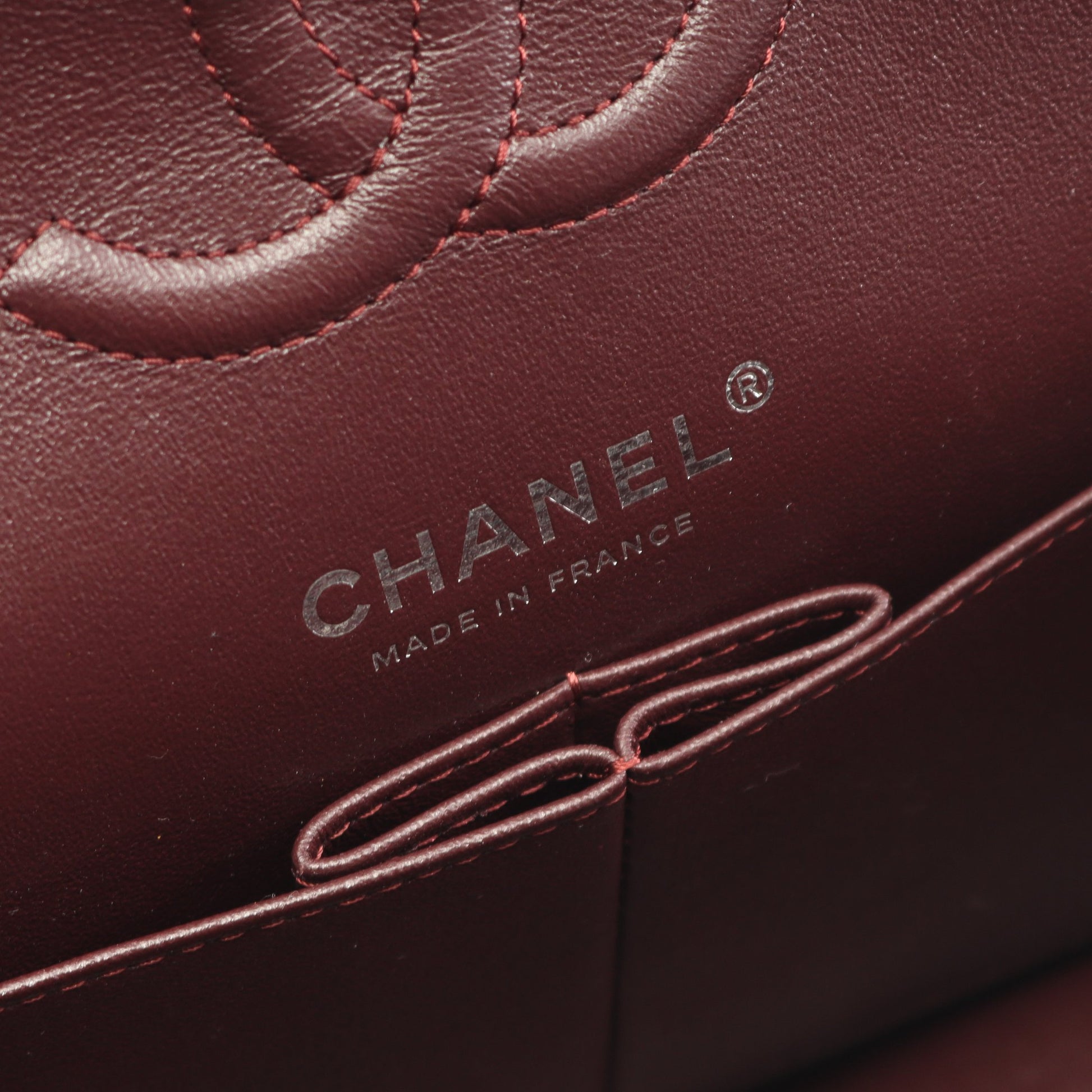 マトラッセ Wフラップ Wチェーンショルダーバッグ キャビアスキン ブラック シルバー金具 シャネル バッグ CHANEL