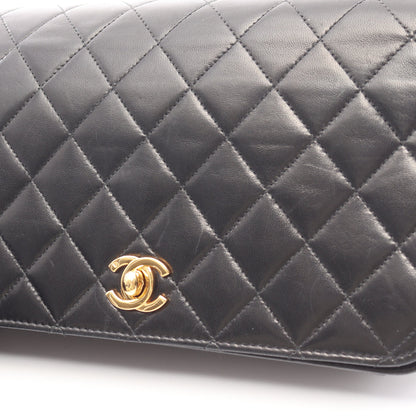 マトラッセ フルフラップ チェーンショルダーバッグ ラムスキン ブラック ゴールド金具 シャネル バッグ CHANEL