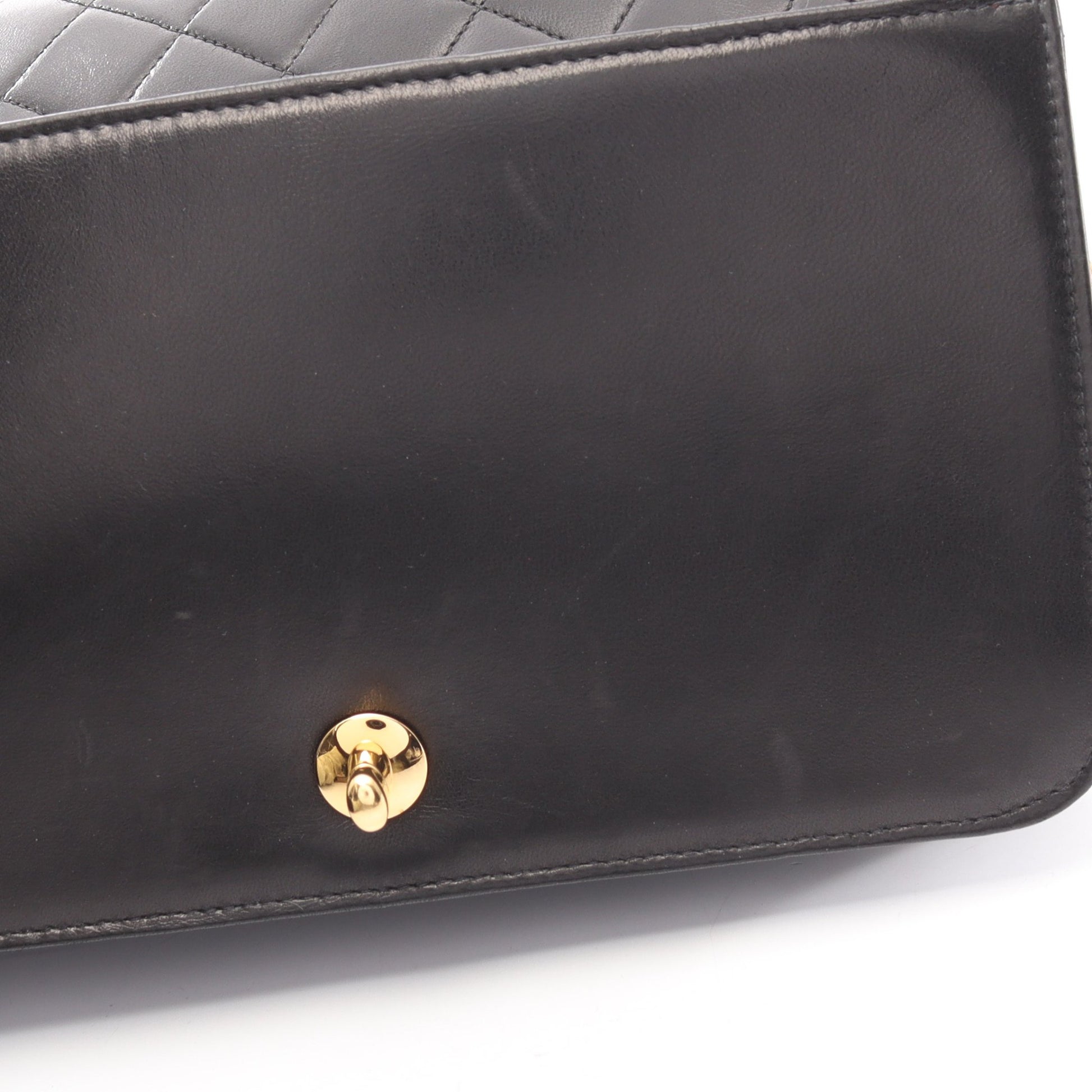 マトラッセ フルフラップ チェーンショルダーバッグ ラムスキン ブラック ゴールド金具 シャネル バッグ CHANEL