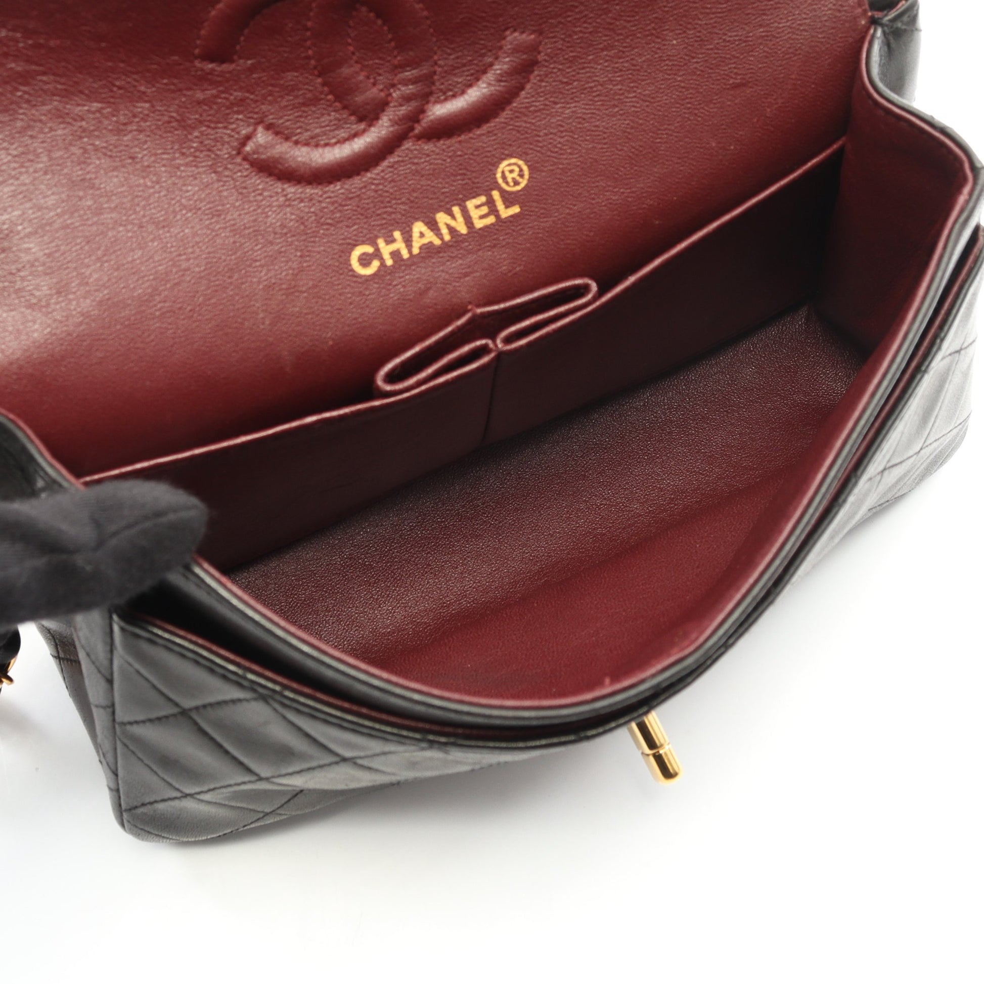 マトラッセ Wフラップ Wチェーンショルダーバッグ ラムスキン ブラック ゴールド金具 シャネル バッグ CHANEL