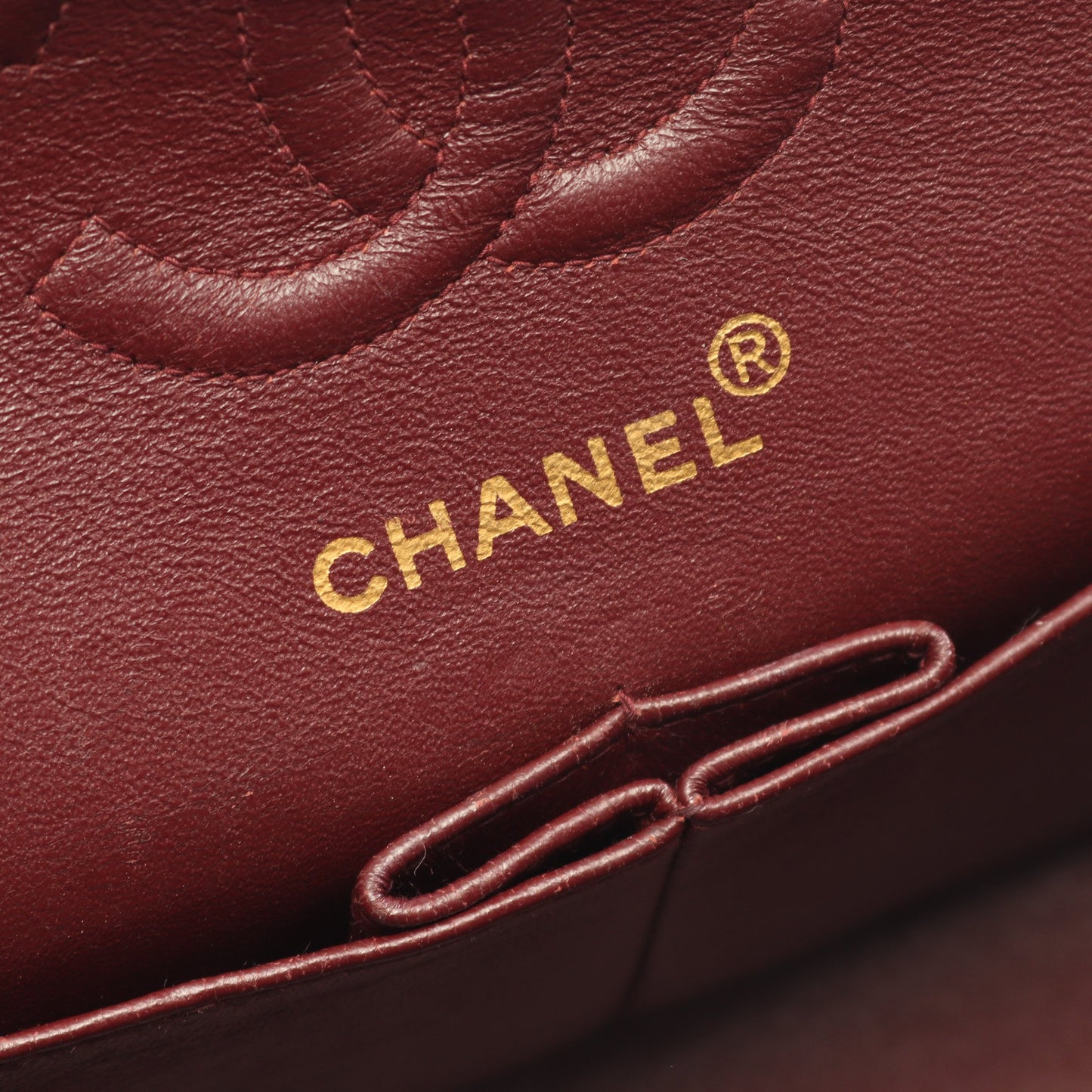マトラッセ Wフラップ Wチェーンショルダーバッグ ラムスキン ブラック ゴールド金具 シャネル バッグ CHANEL