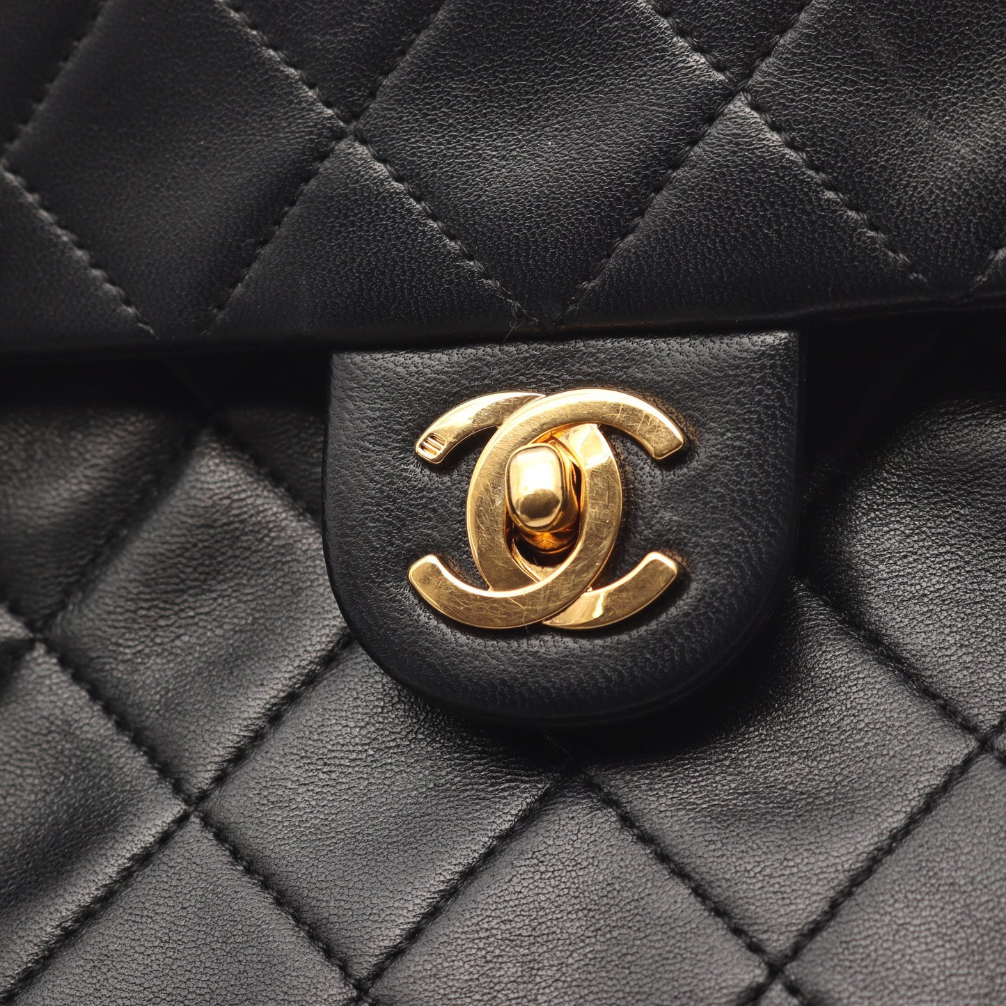 ミニマトラッセ20 チェーンショルダーバッグ ラムスキン ブラック ゴールド金具 シャネル バッグ CHANEL