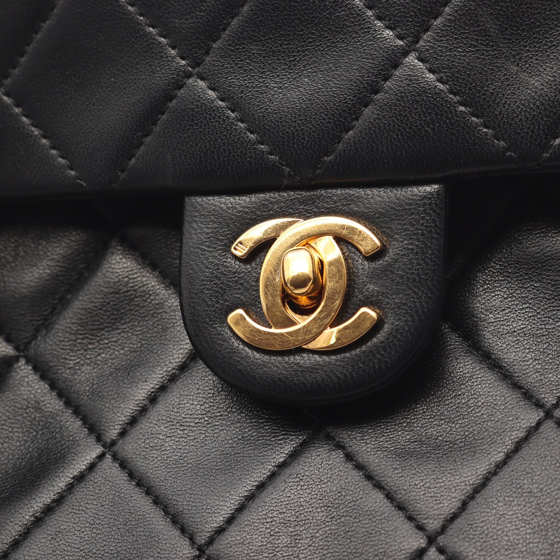 ミニマトラッセ20 チェーンショルダーバッグ ラムスキン ブラック ゴールド金具 シャネル バッグ CHANEL