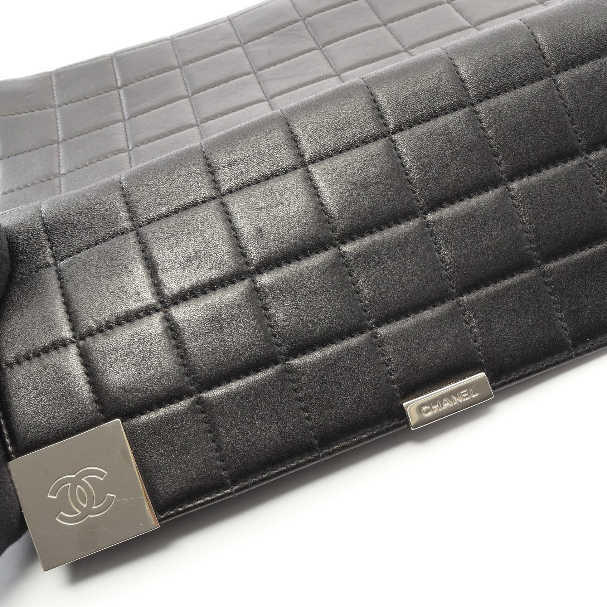 チョコバー チェーンショルダーバッグ ラムスキン ブラック シルバー金具 シャネル バッグ CHANEL