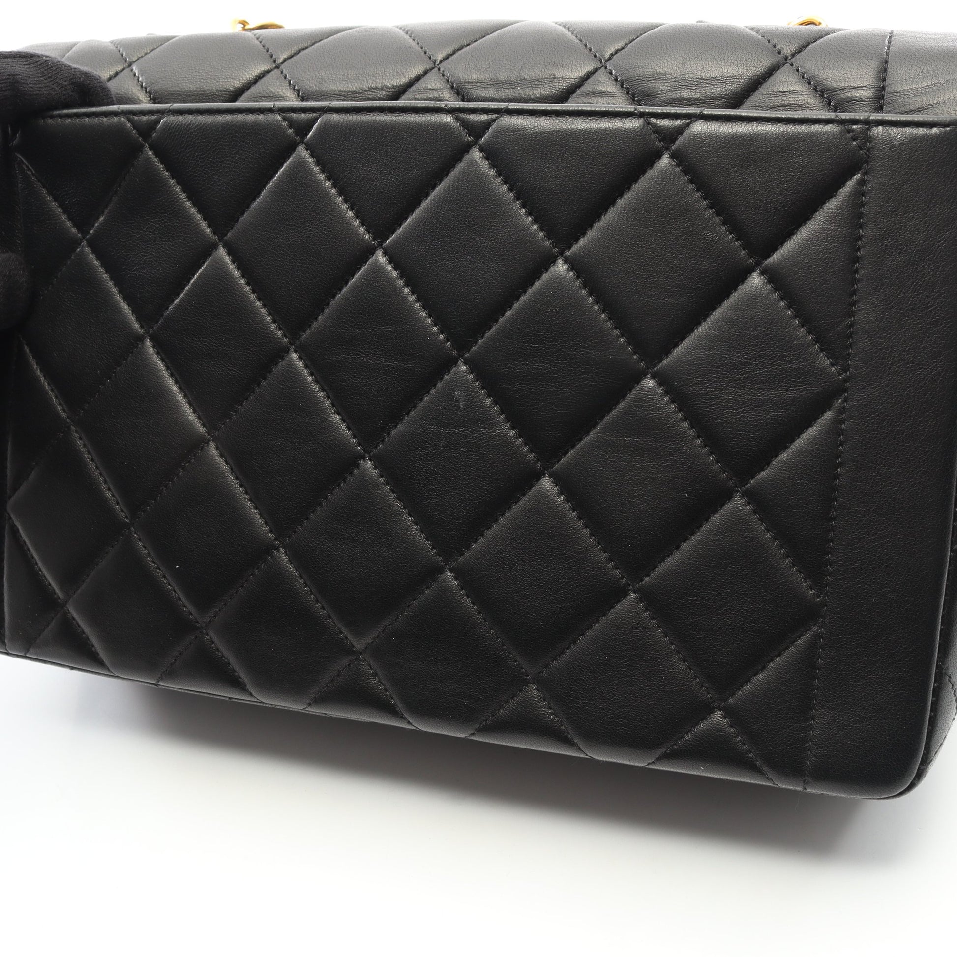 マトラッセ シングルフラップ チェーンショルダーバッグ ラムスキン ブラック ゴールド金具 シャネル バッグ CHANEL