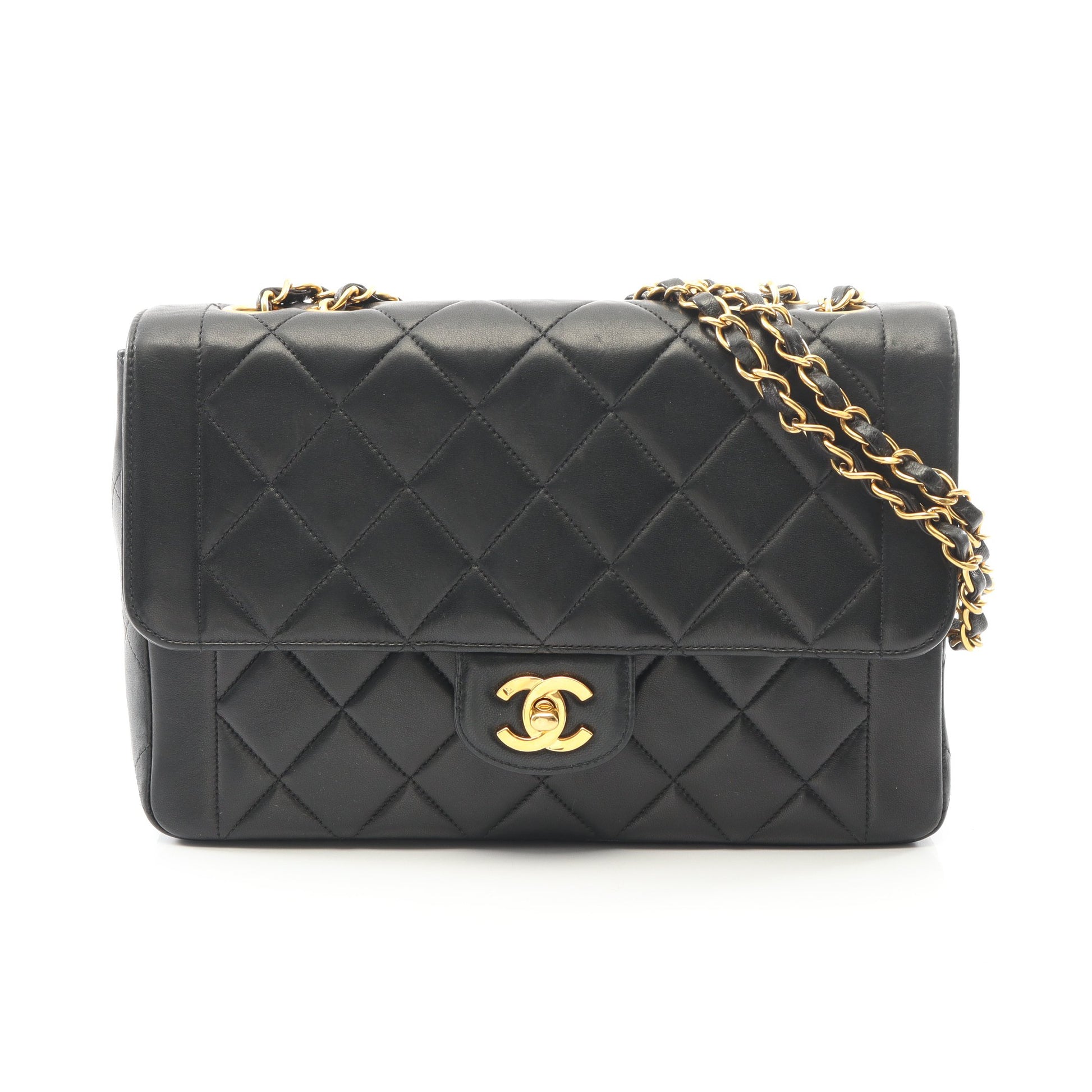 マトラッセ シングルフラップ チェーンショルダーバッグ ラムスキン ブラック ゴールド金具 シャネル バッグ CHANEL