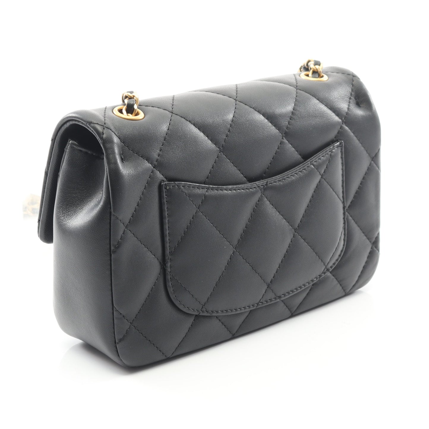 マトラッセ チェーンショルダーバッグ ラムスキン ブラック ゴールド金具 シャネル バッグ CHANEL