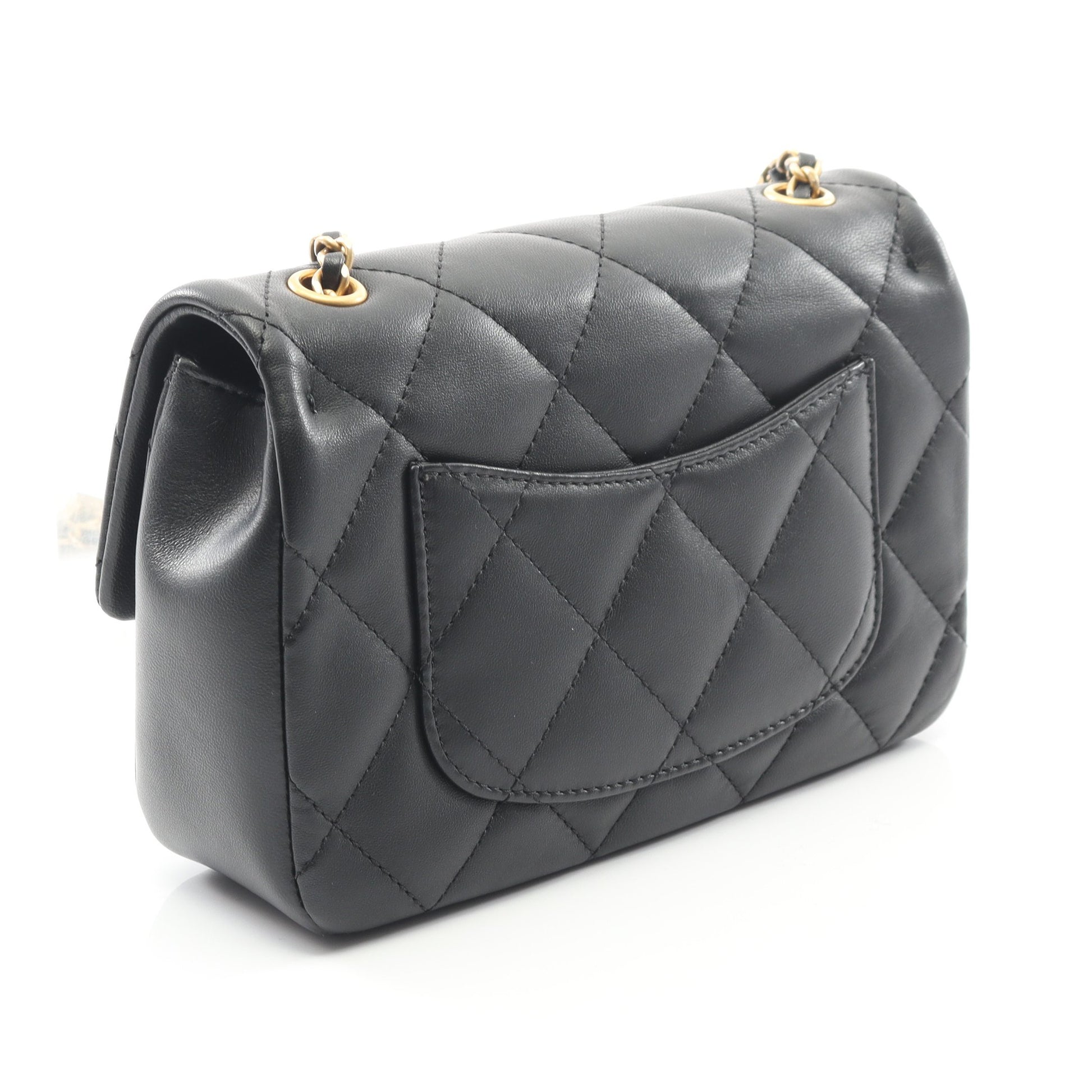 マトラッセ チェーンショルダーバッグ ラムスキン ブラック ゴールド金具 シャネル バッグ CHANEL