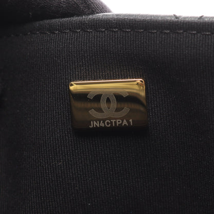 マキシ フラップ マトラッセ チェーンショルダーバッグ レザー ブラック ゴールド金具 シャネル バッグ CHANEL