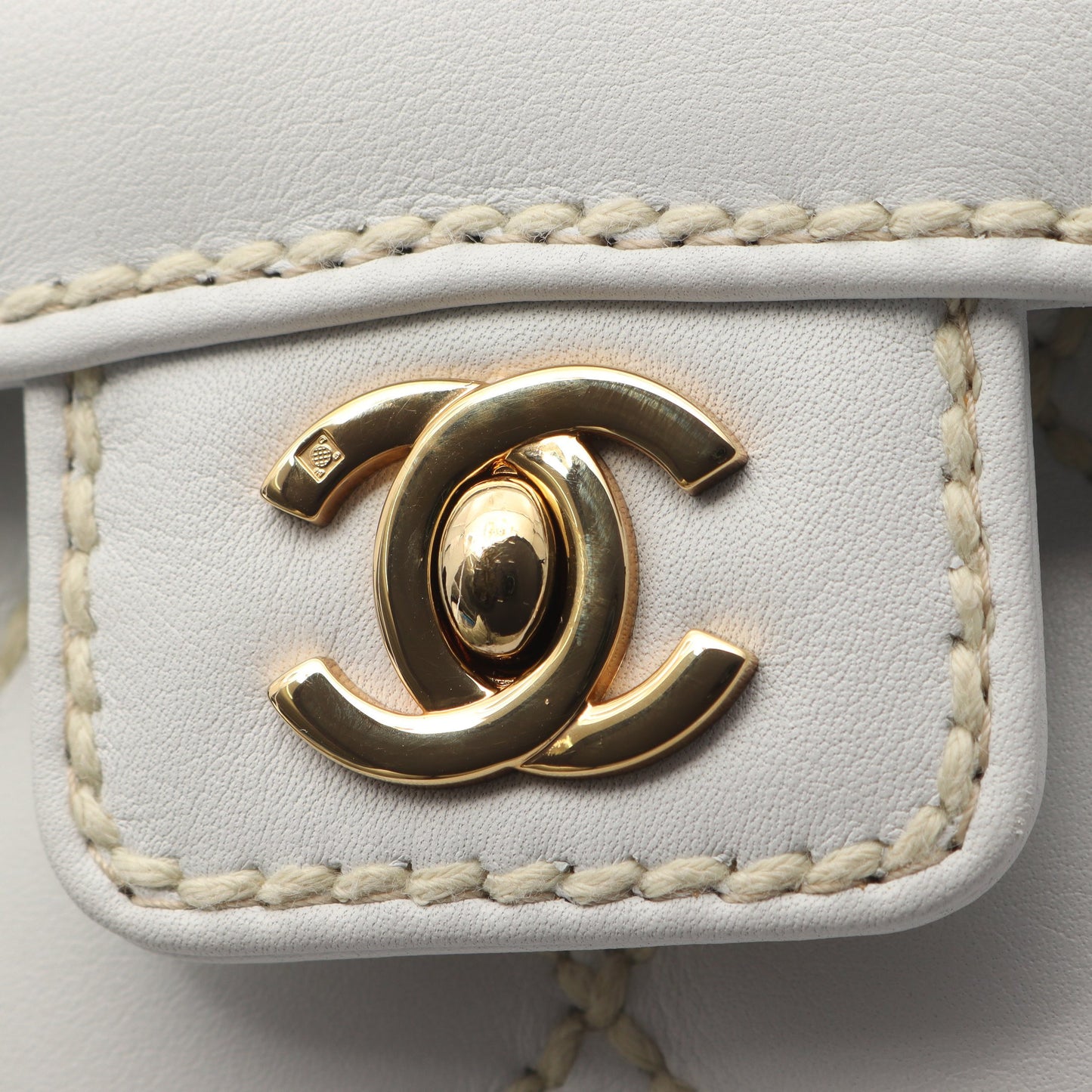 ワイルドステッチ ハンドバッグ レザー ホワイト ゴールド金具 シャネル バッグ CHANEL
