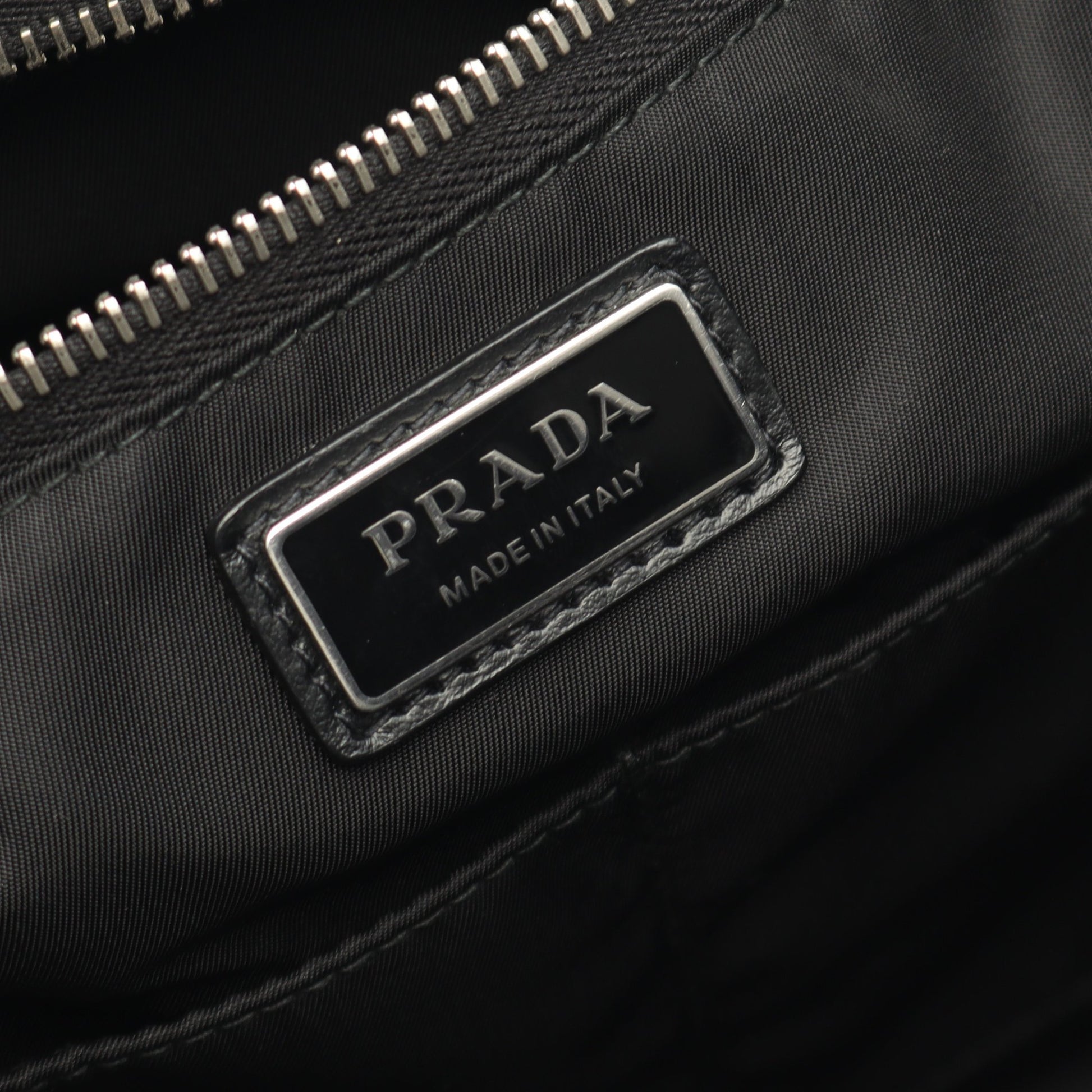 Re-Nylon ハンドバッグ トートバッグ ナイロン ブラック プラダ バッグ PRADA