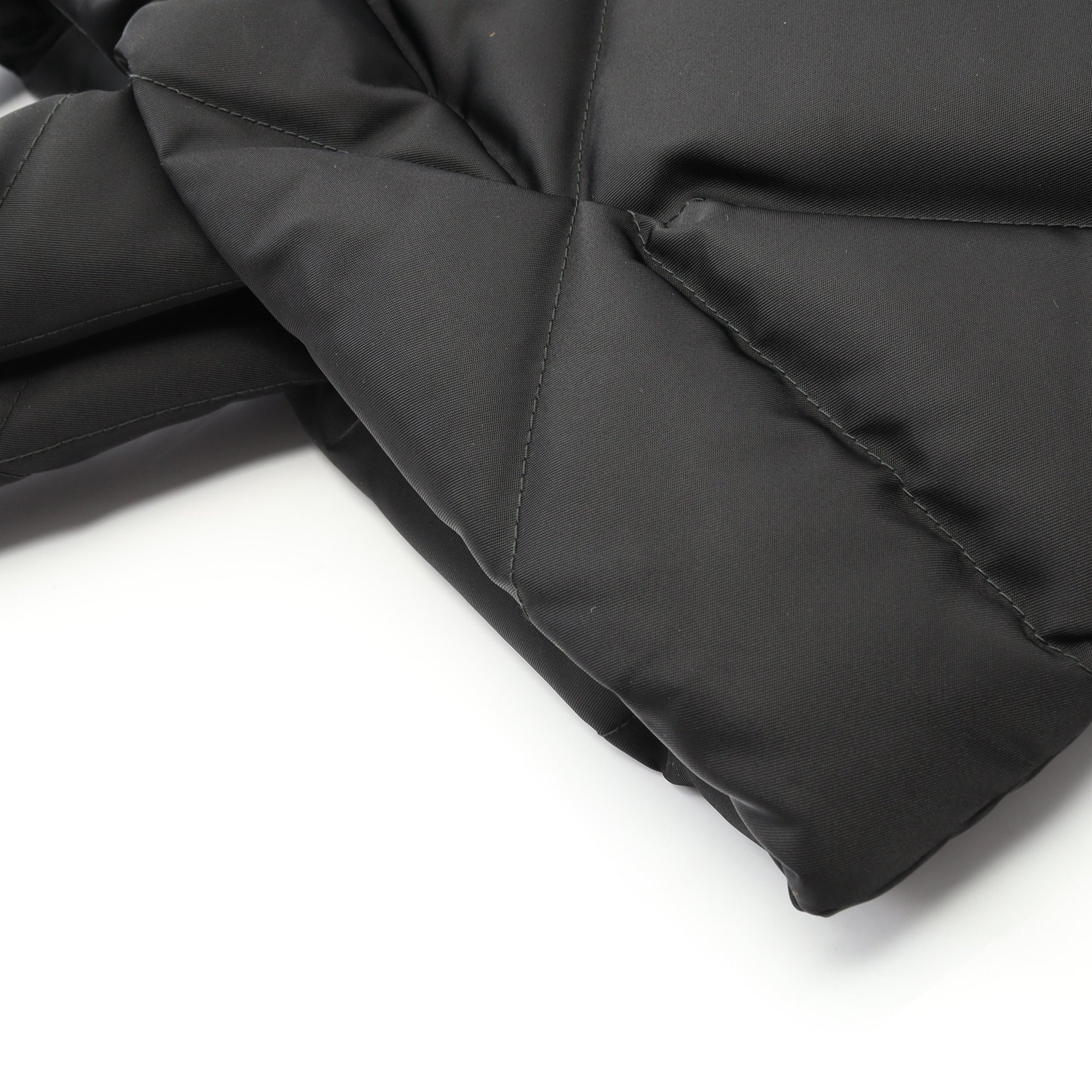 Re-Nylon ハンドバッグ トートバッグ ナイロン ブラック プラダ バッグ PRADA