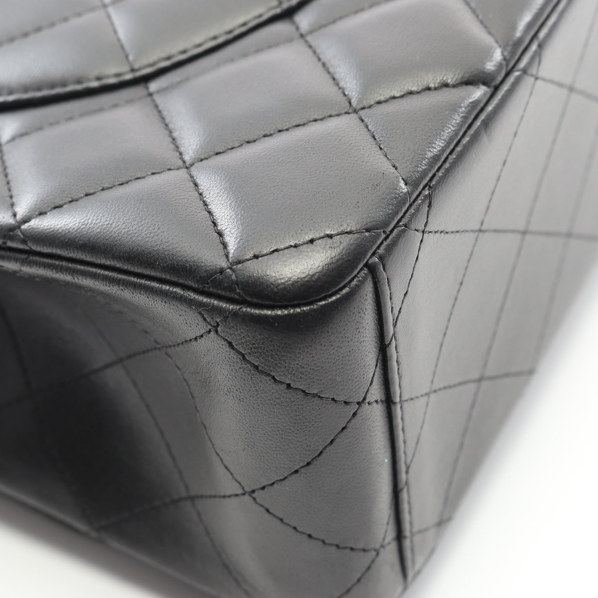 デカマトラッセ34 Wフラップ Wチェーンショルダーバッグ ラムスキン ブラック シルバー金具 シャネル バッグ CHANEL