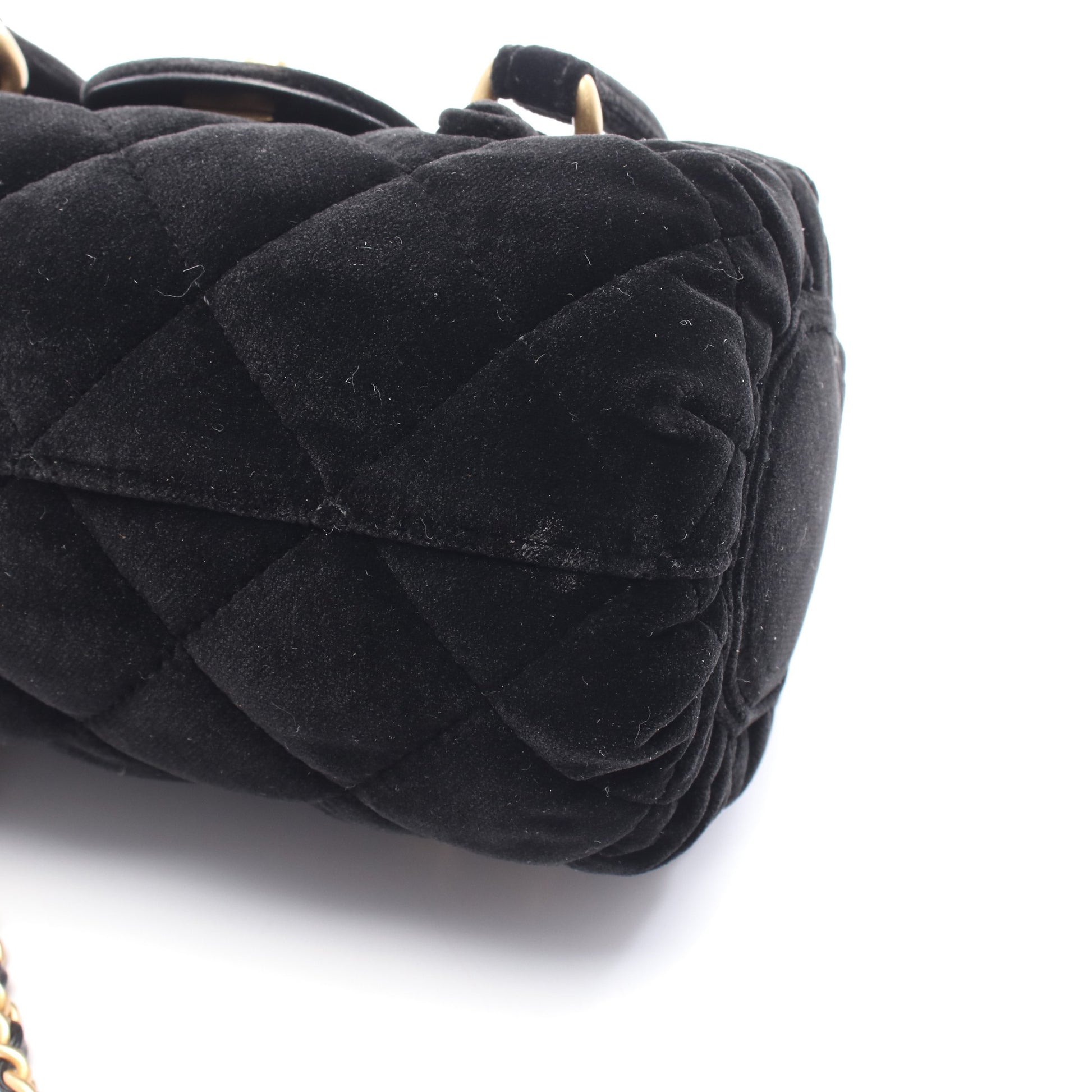 マトラッセ チェーンショルダーバッグ ベロア ブラック ゴールド金具 シャネル バッグ CHANEL