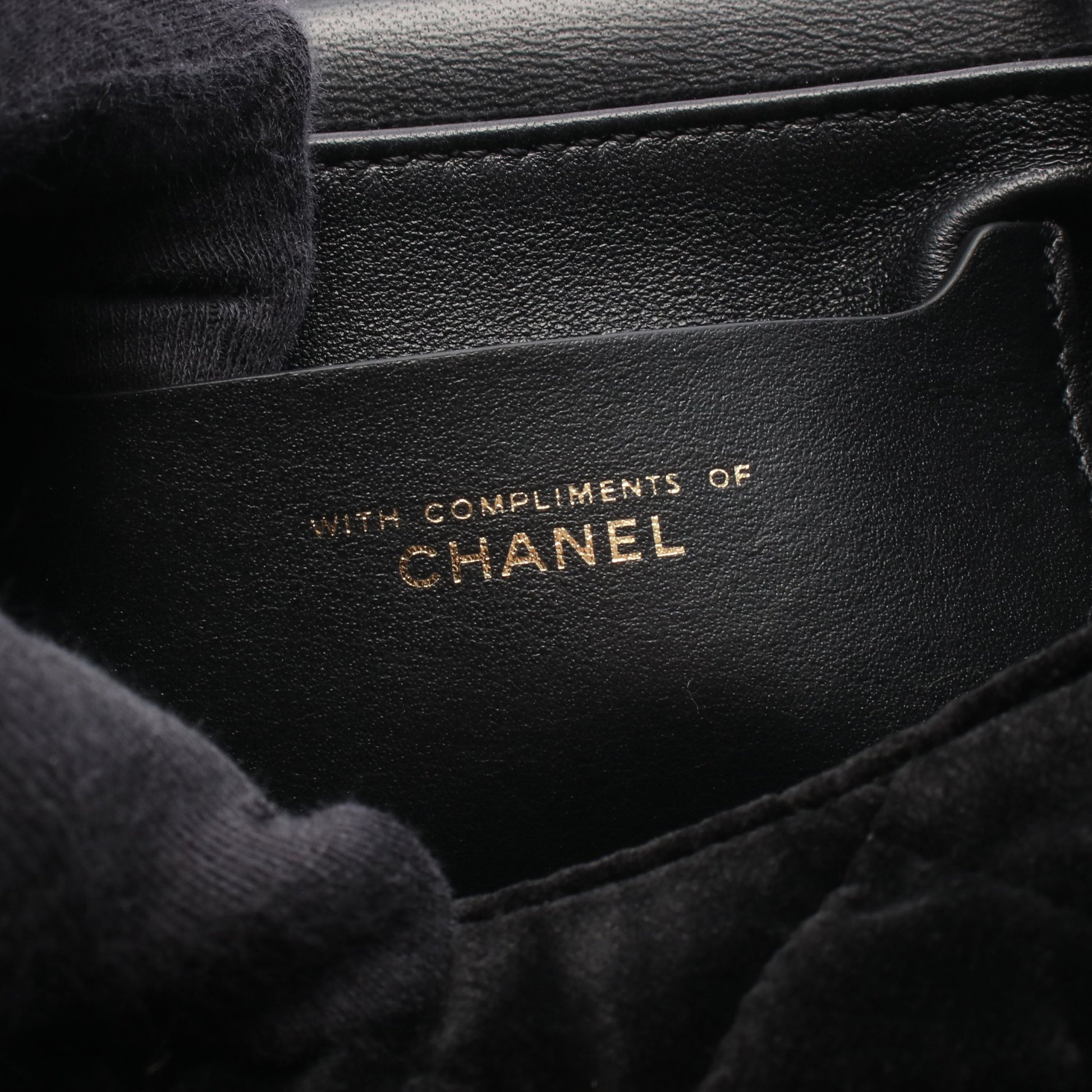 マトラッセ チェーンショルダーバッグ ベロア ブラック ゴールド金具 シャネル バッグ CHANEL