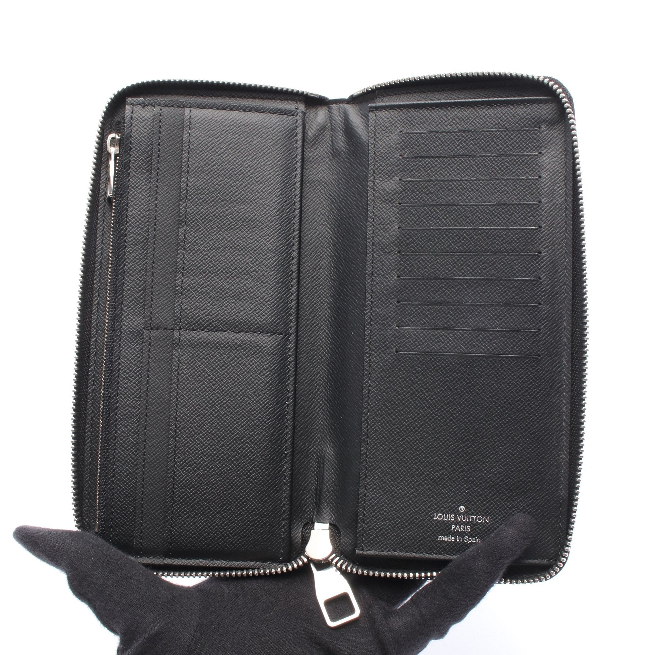 ジッピーウォレット ヴェルティカル タイガ ノワール ラウンド