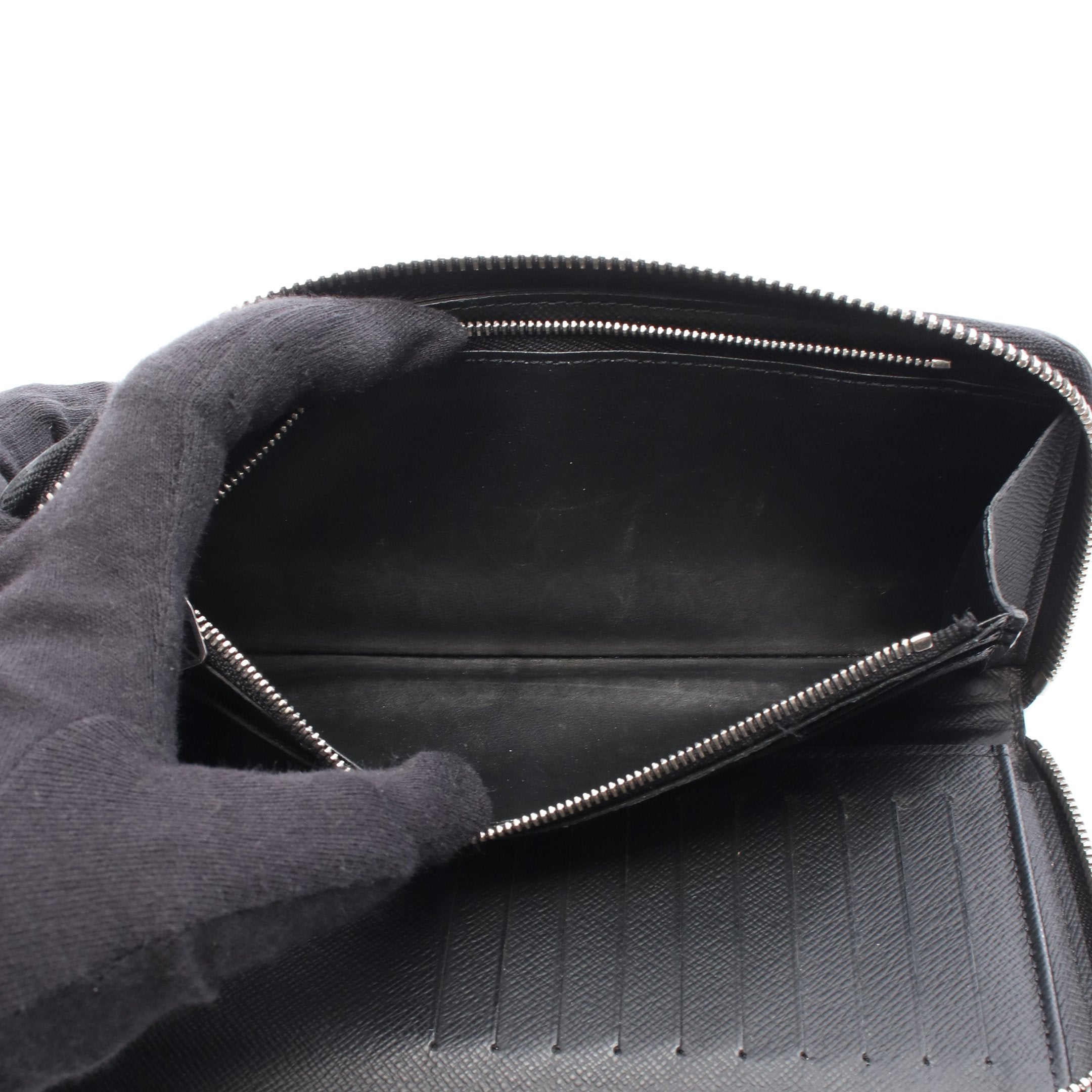 ジッピーウォレット ヴェルティカル タイガ ノワール ラウンド