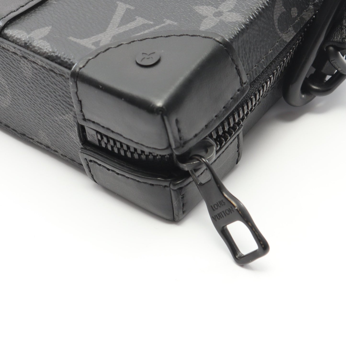 ソフトトランク ウォレット モノグラムエクリプス ショルダーウォレット PVC レザー ブラック ルイヴィトン バッグ LOUIS VUITTON