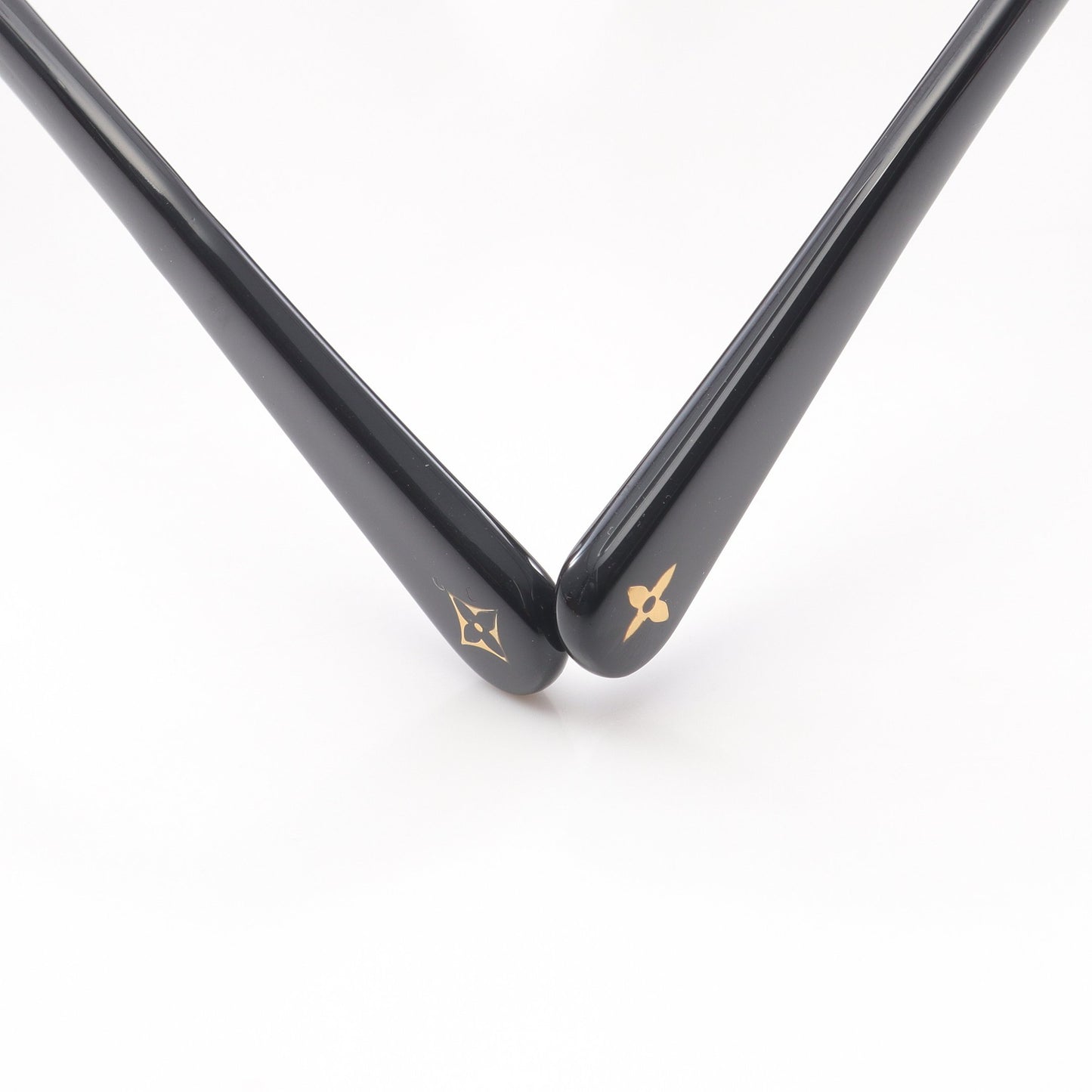 LV GO‐14 サングラス ブラック ゴールド ルイヴィトン 財布・小物 LOUIS VUITTON