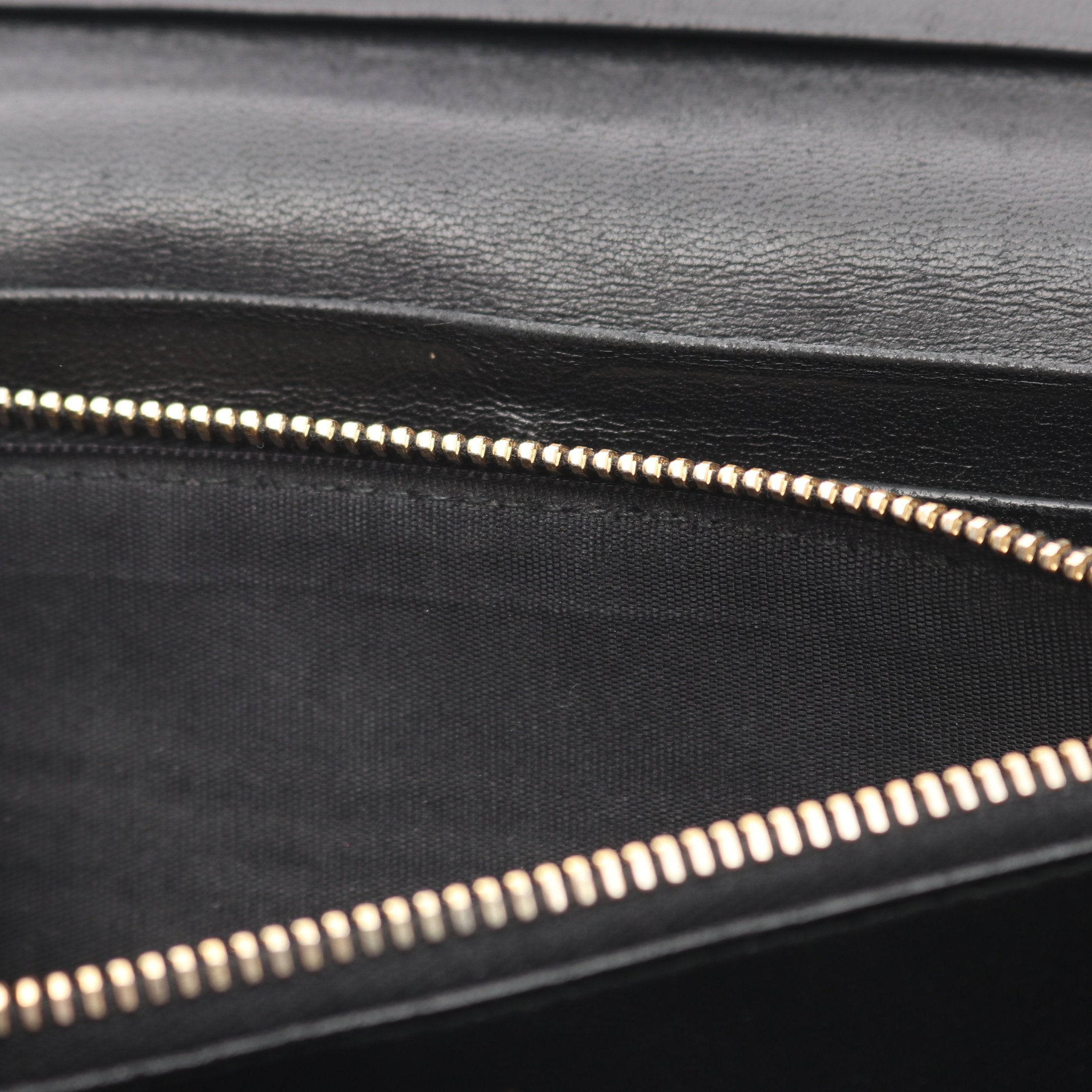 ミュウミュウ ブラックレザー長財布 Amazon | ［ミュウミュウ］MIUMIU 長財布 レザー ブラック レディース