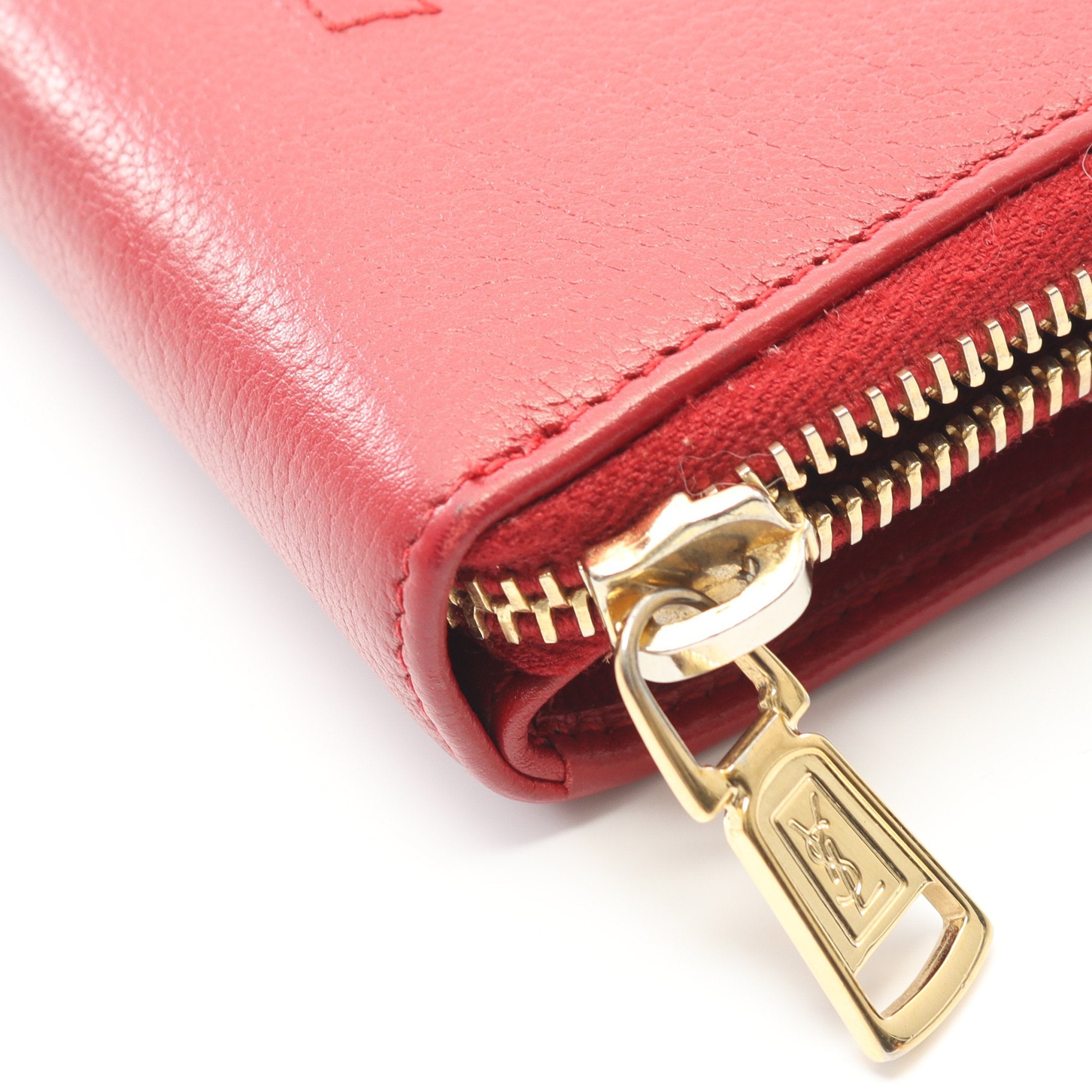 Yves Saint Laurent 二つ折り財布 レッド イヴサンローランコンパクト財布 レッド ゴールド金具 レディース