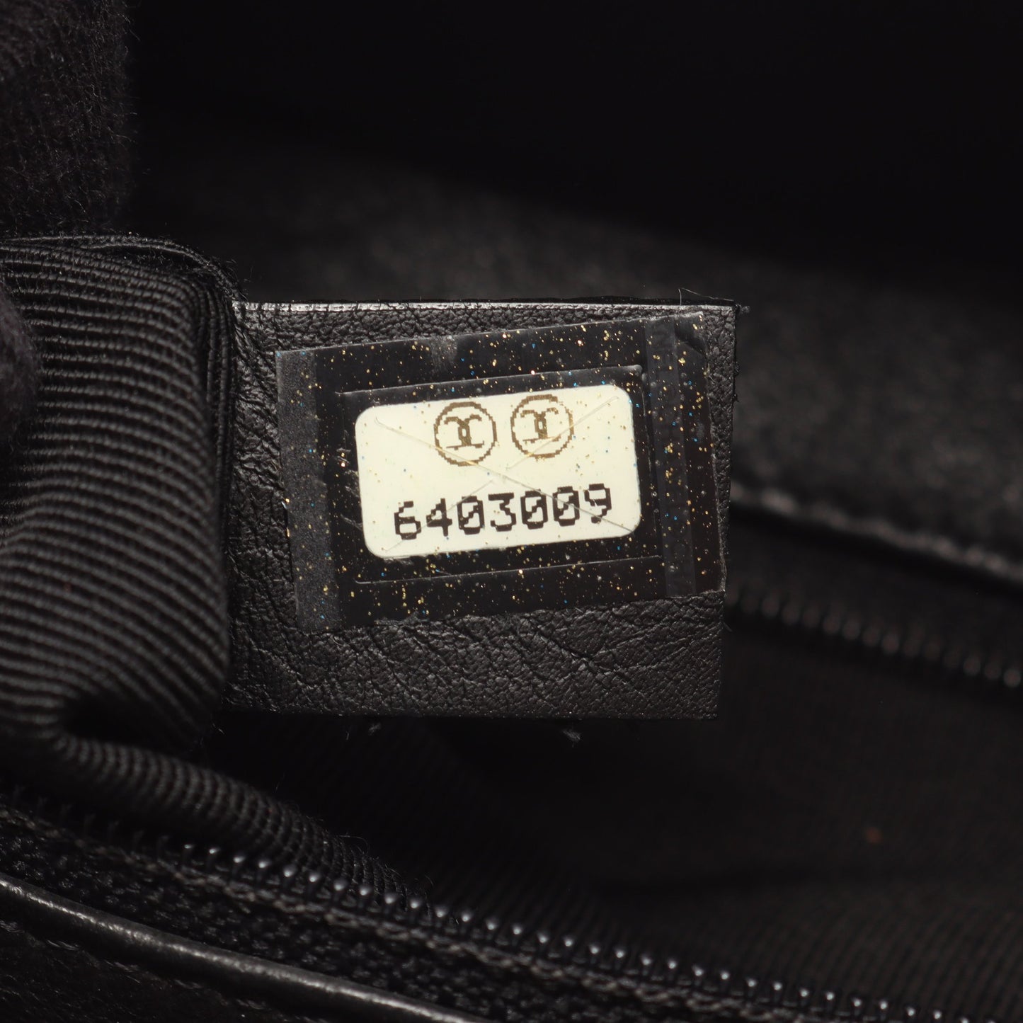 マトラッセ チェーンショルダーバッグ キャビアスキン ブラック ゴールド金具 シャネル バッグ CHANEL