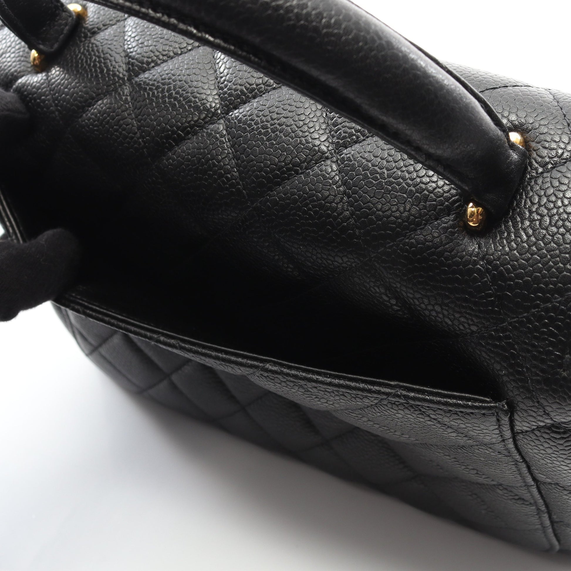 マトラッセ ハンドバッグ キャビアスキン ブラック ゴールド金具 シャネル バッグ CHANEL