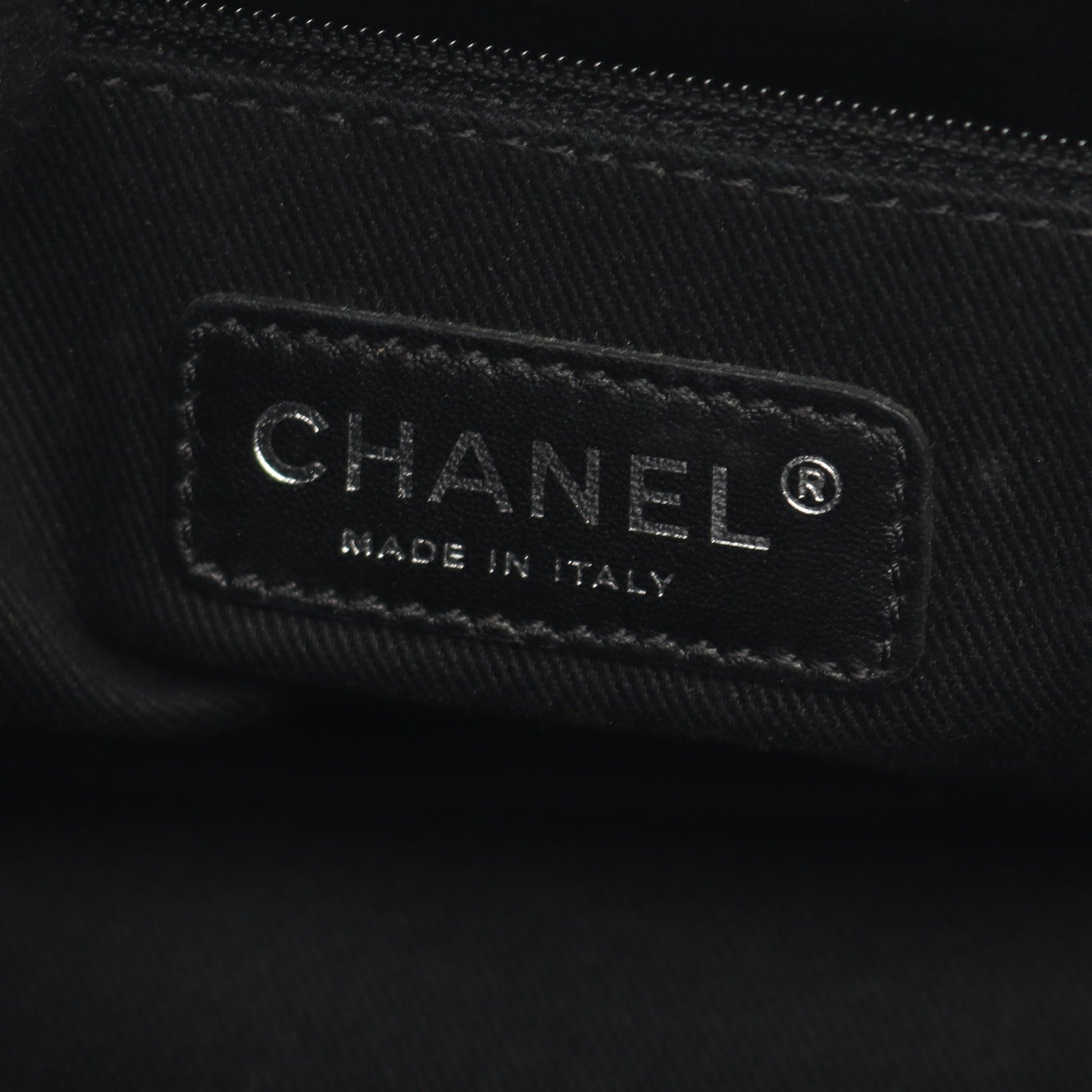マトラッセ チェーンショルダーバッグ チェーントートバッグ キャビアスキン ブラック シルバー金具 シャネル バッグ CHANEL