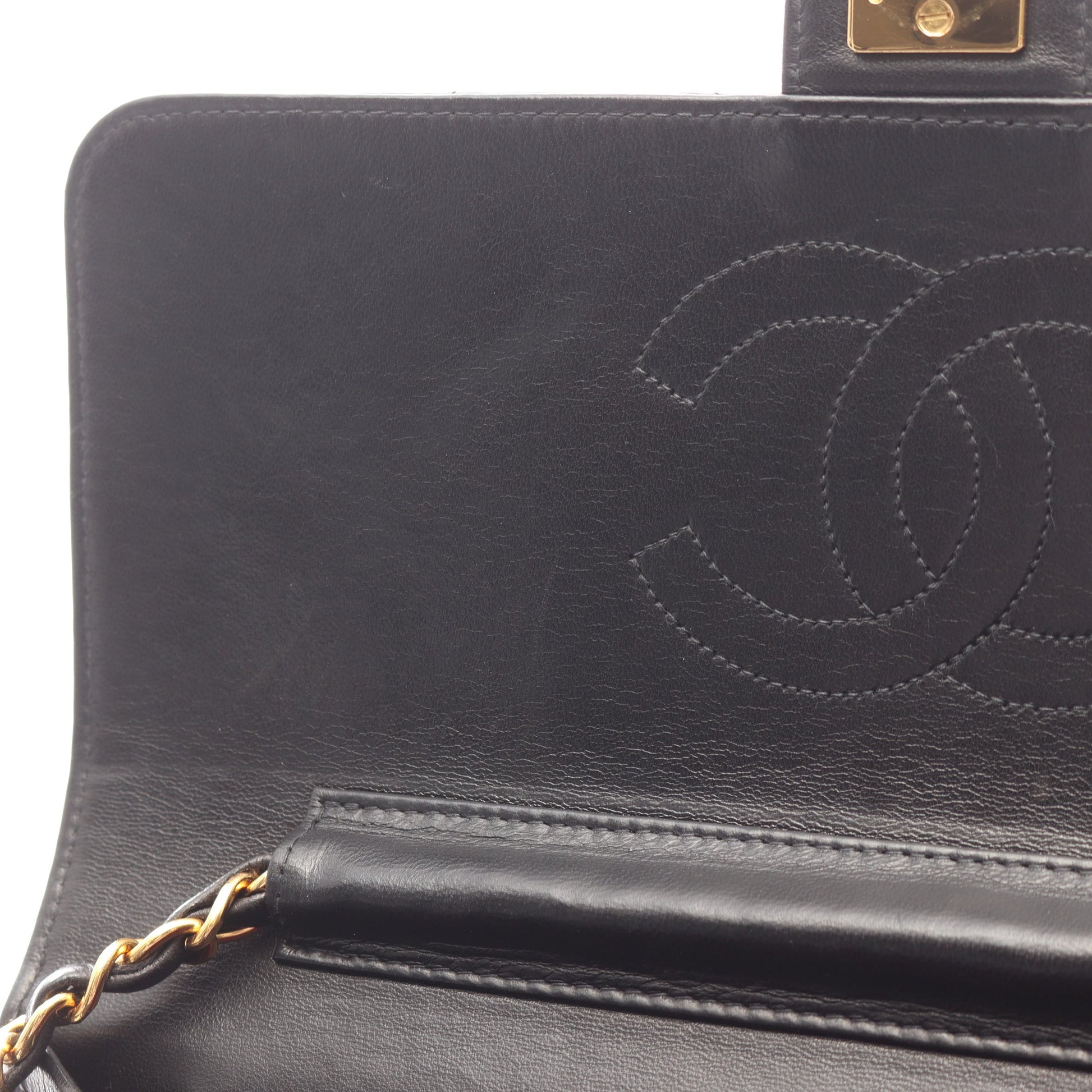 マトラッセ チェーンショルダーバッグ ラムスキン ブラック ゴールド金具 シャネル バッグ CHANEL