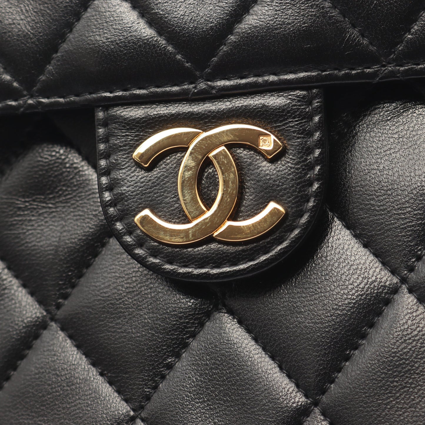 マトラッセ チェーンショルダーバッグ ラムスキン ブラック ゴールド金具 シャネル バッグ CHANEL