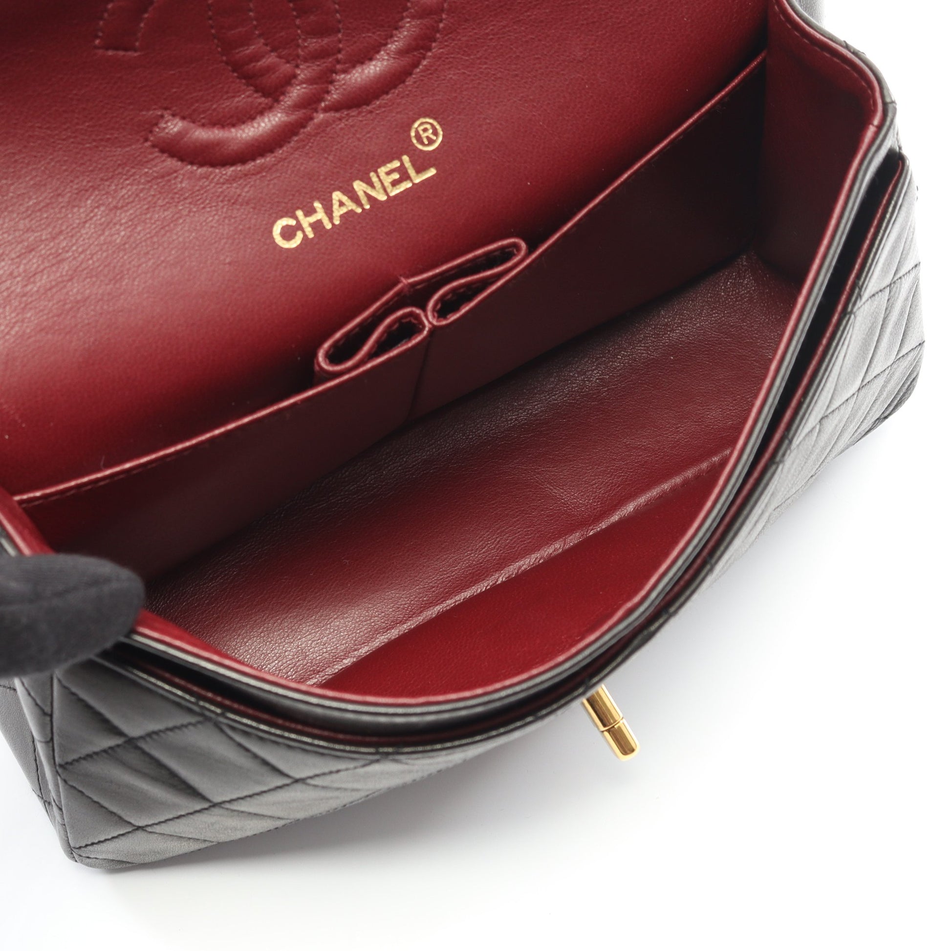 マトラッセ Wフラップ Wチェーンショルダーバッグ ラムスキン ブラック ゴールド金具 シャネル バッグ CHANEL