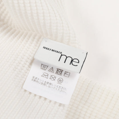 ストレッチ プリーツ カーディガン ホワイト ミーイッセイミヤケ トップス me ISSEY MIYAKE