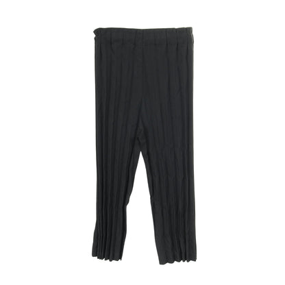 ベルテッドプリーツ パンツ ブラック ミーイッセイミヤケ ボトムス me ISSEY MIYAKE
